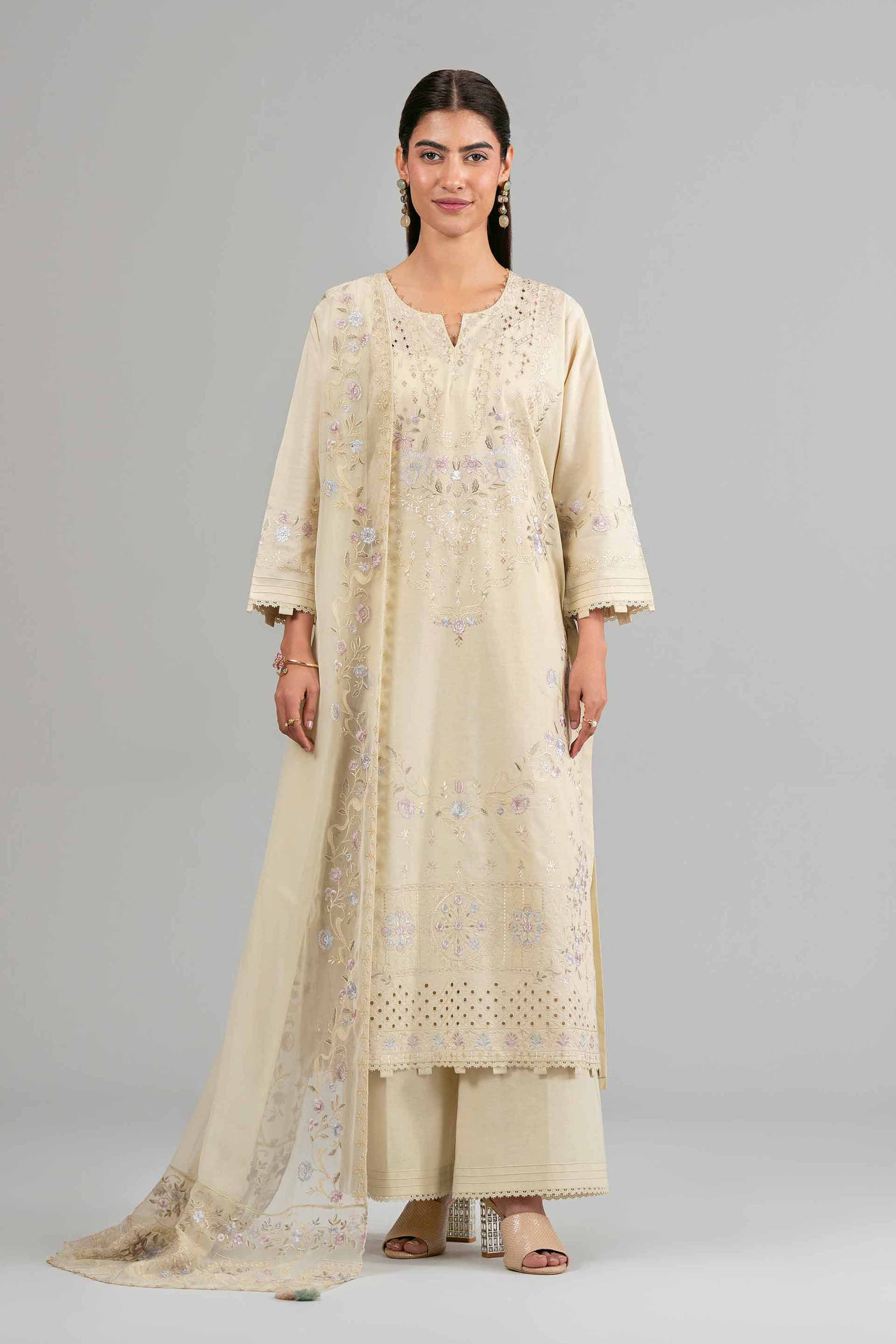 3 Piece - Embroidered Suit - 42619946