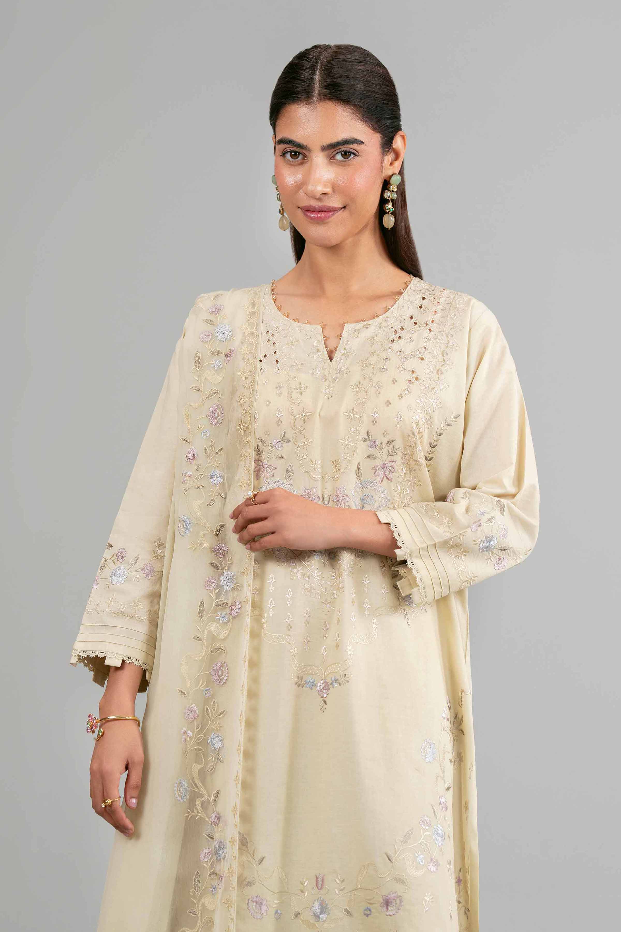 3 Piece - Embroidered Suit - 42619946
