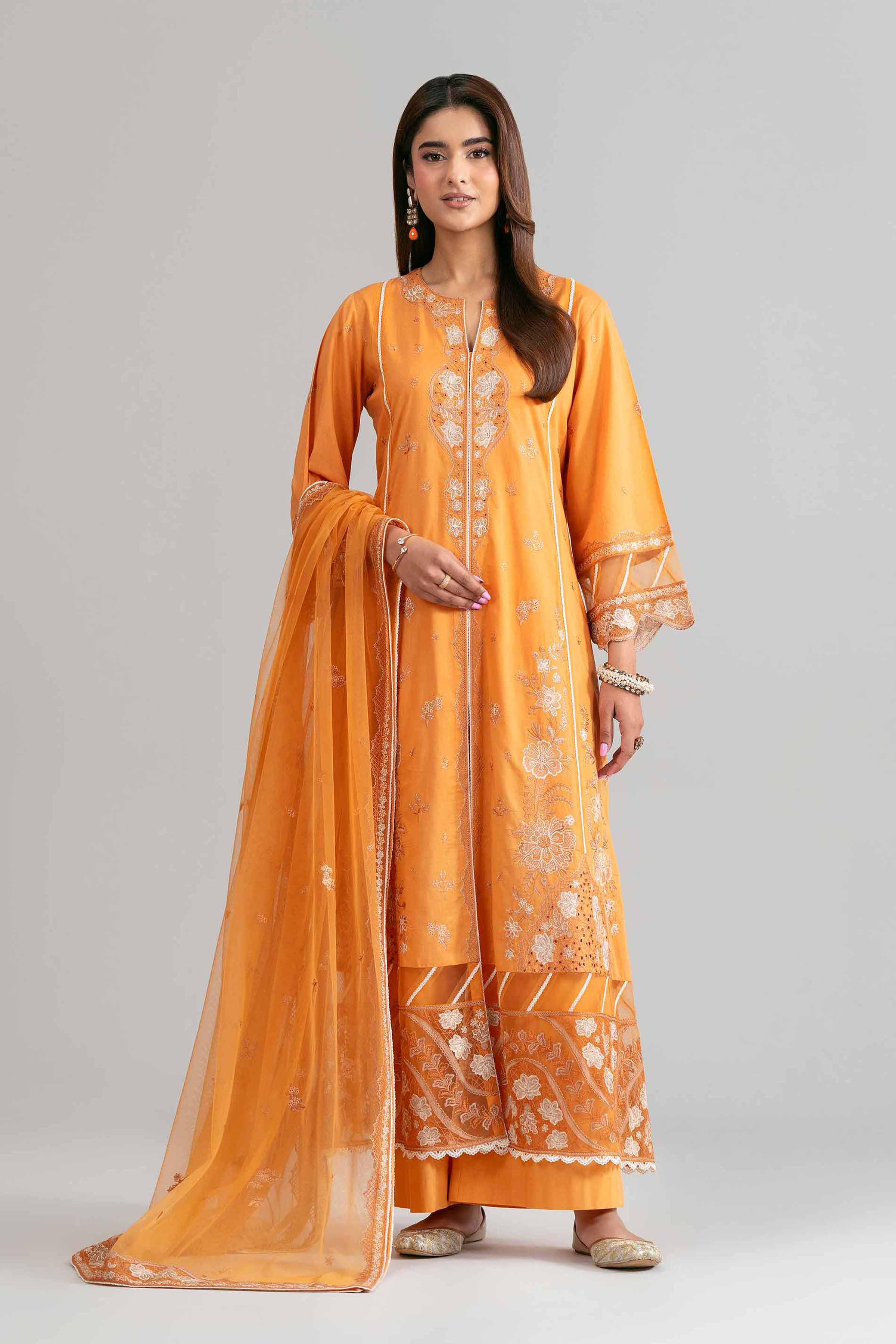3 Piece - Embroidered Suit - 42619952
