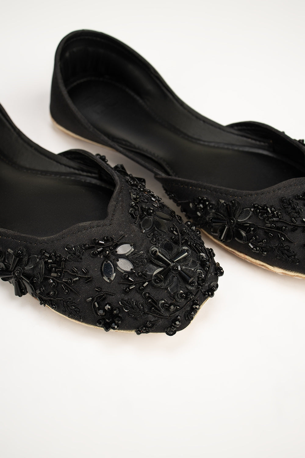 Women Black Khussa