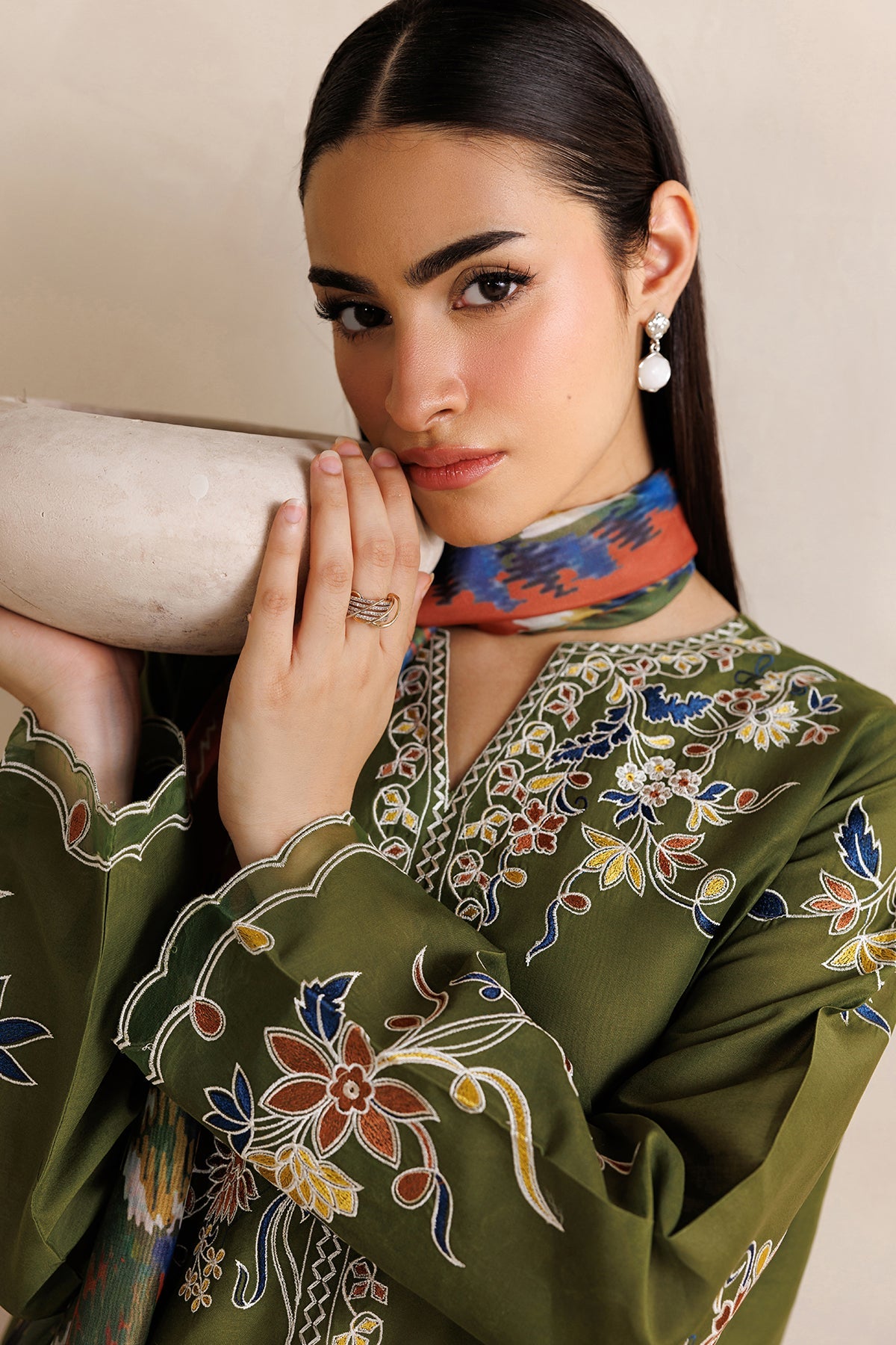 EMBROIDERED LAWN UF-4472