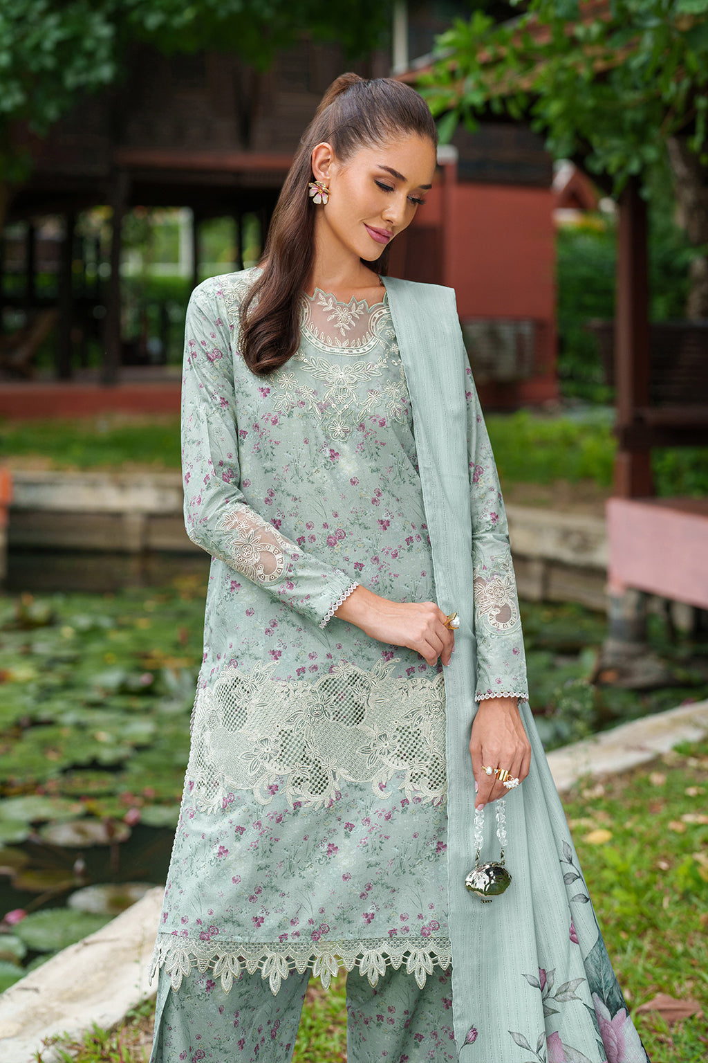 UE-510 Printed Lawn