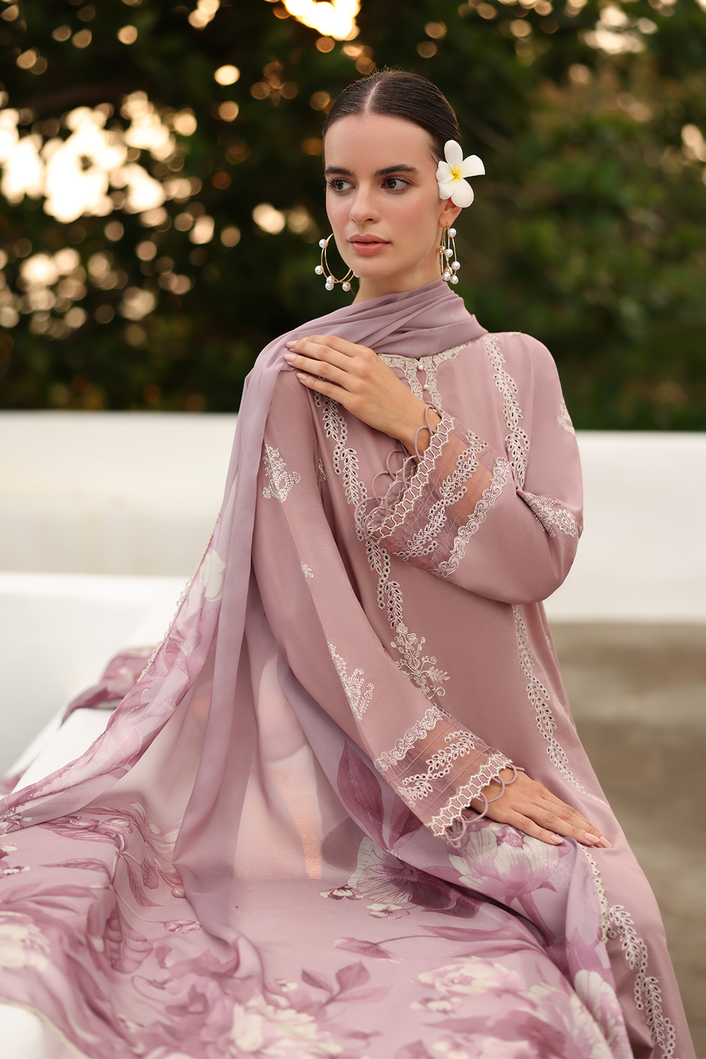 UE-525 Printed Lawn