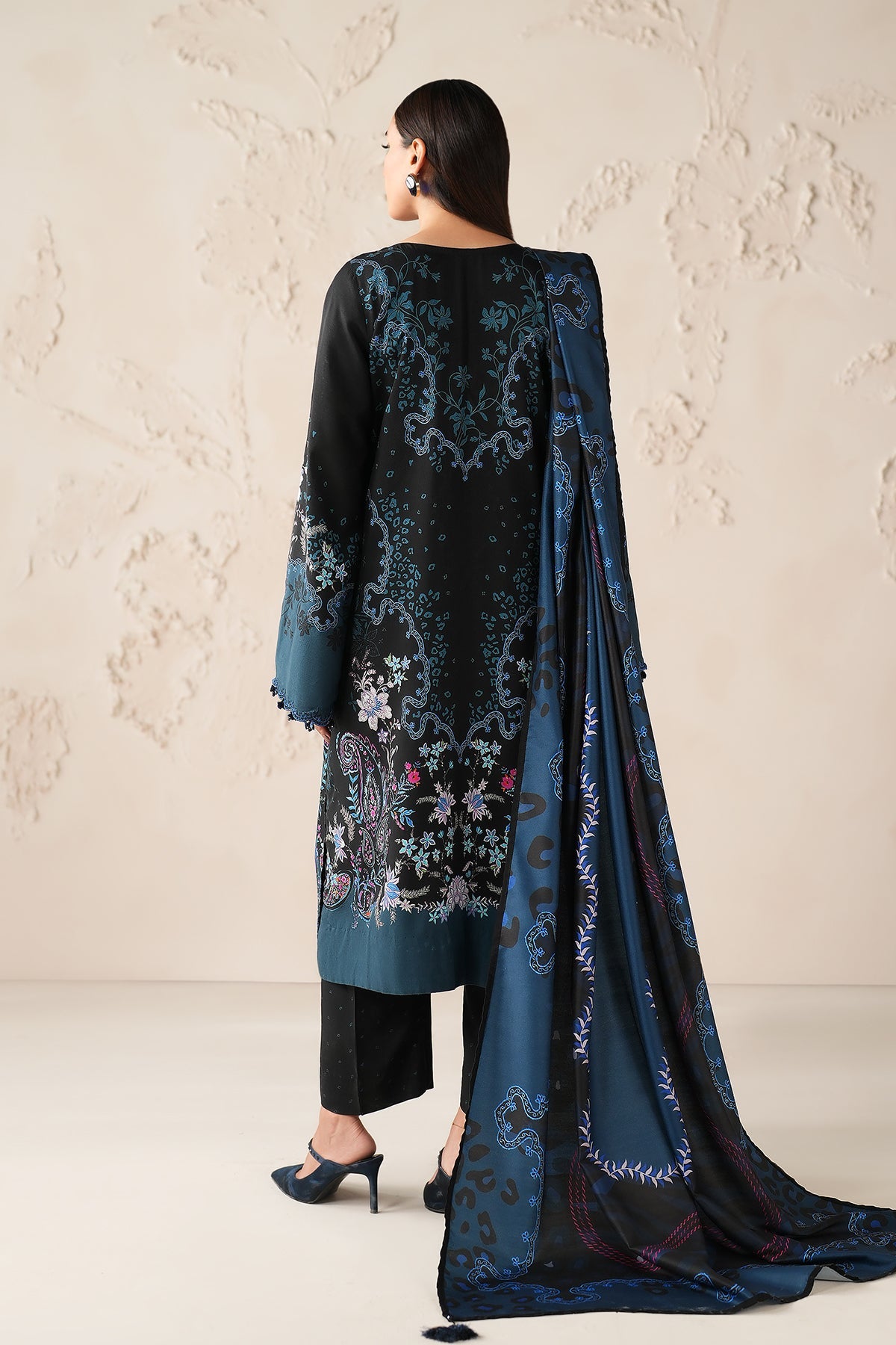 EMBROIDERED VISCOSE SILK SF-4306