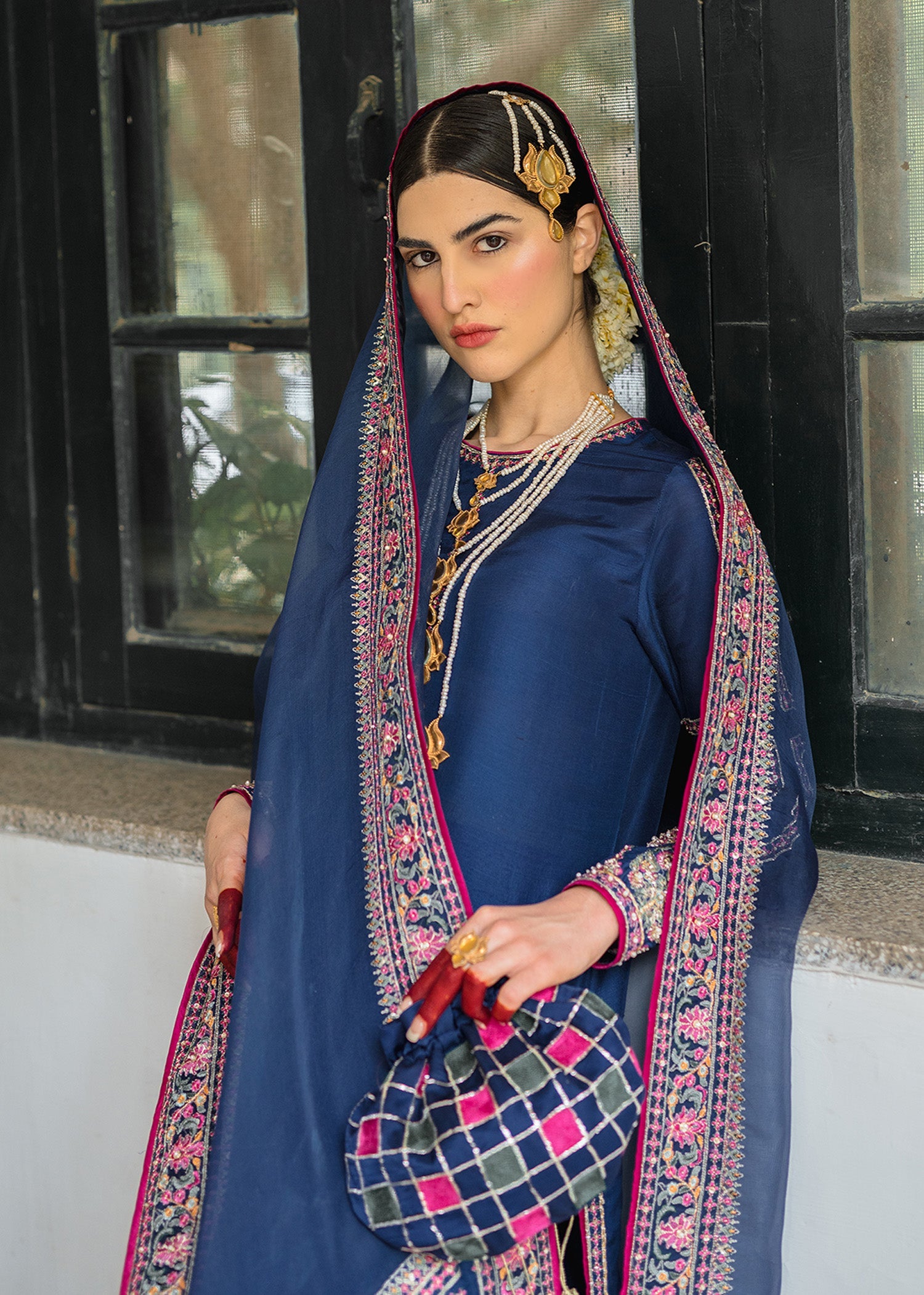 AYLIN - Ready to ship