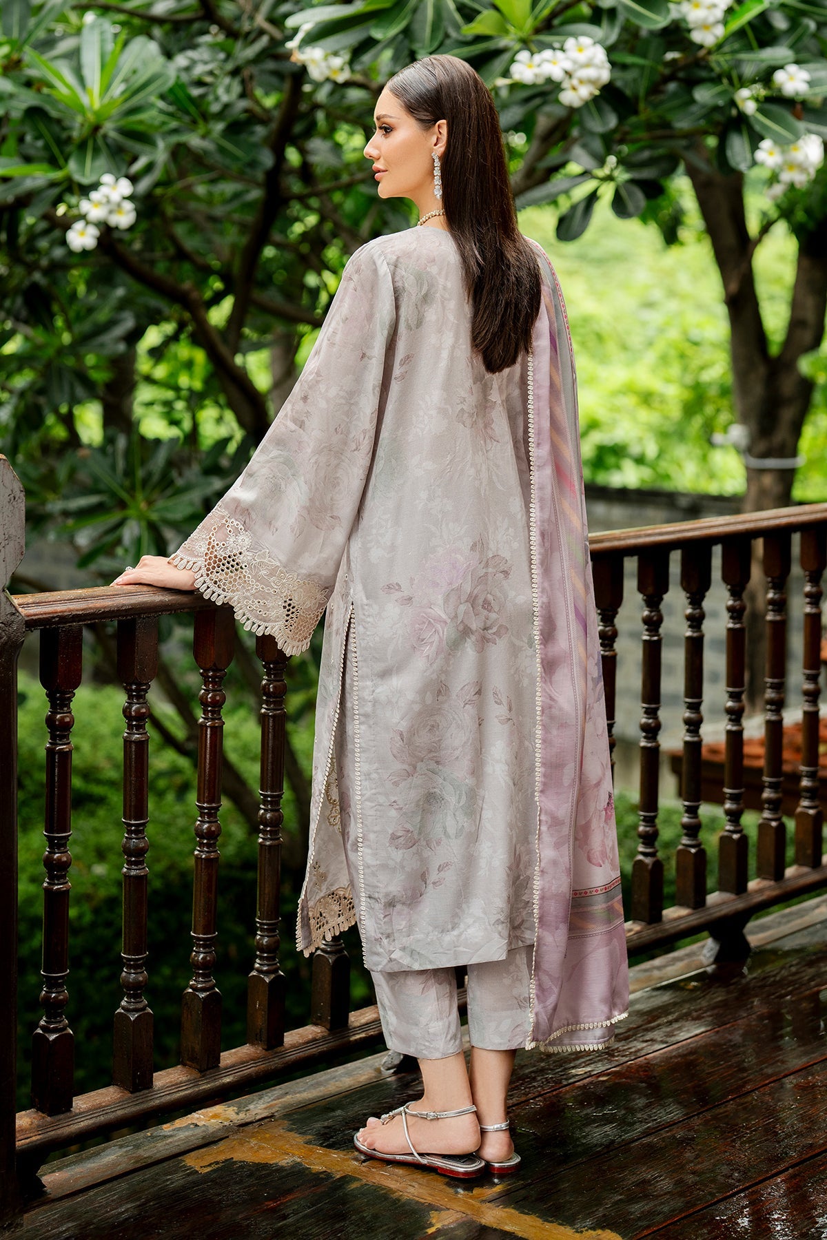 https://cdn.shopify.com/s/files/1/2277/5269/files/43_27728238-56ff-48a8-a7ae-45081fa60ec2.jpg?v=1753779591