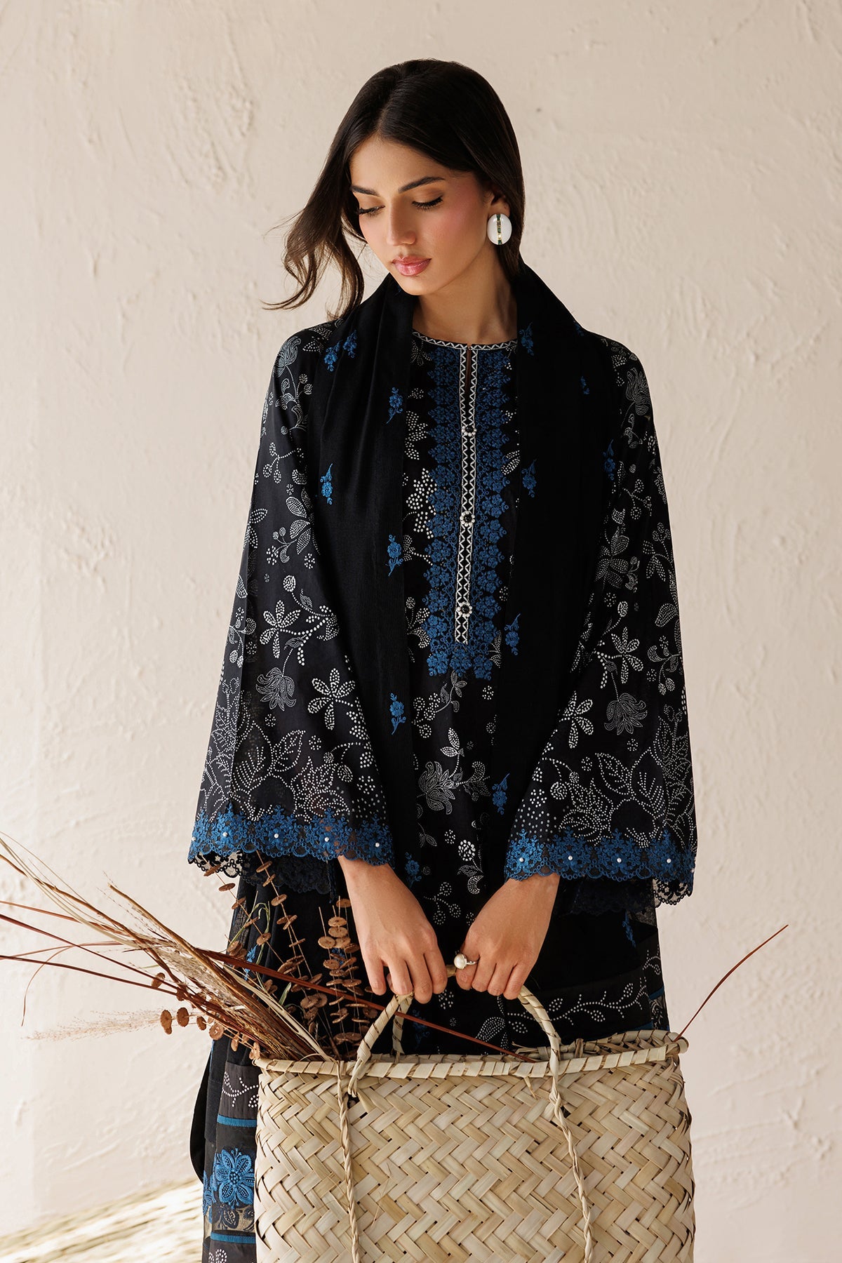 EMBROIDERED LAWN SF-4518