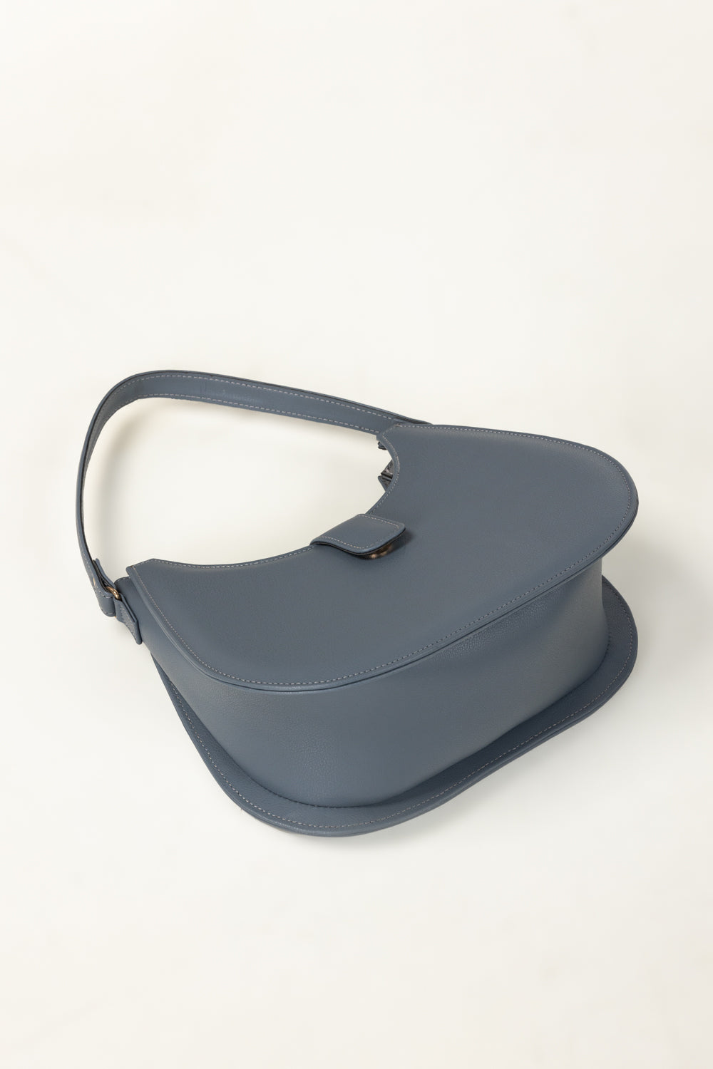 https://cdn.shopify.com/s/files/1/0706/3253/8159/files/445101-blue-shoulderbag-top1-ideas.jpg?v=1765276220