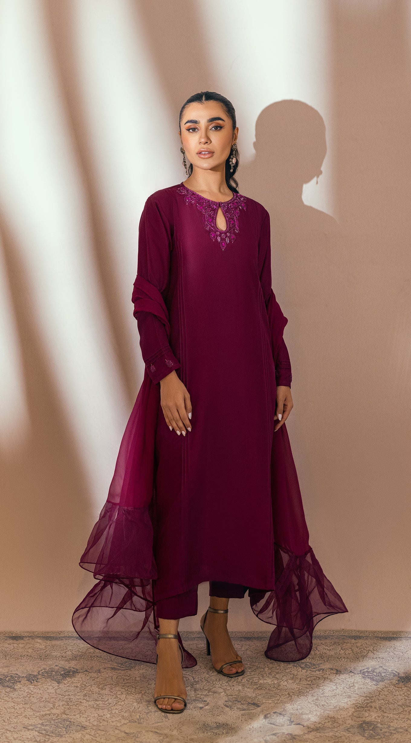 https://cdn.shopify.com/s/files/1/0654/4313/5706/files/44_953e0d1e-5086-4d0d-b4cb-dd6caa99ecf7.jpg?v=1700444644