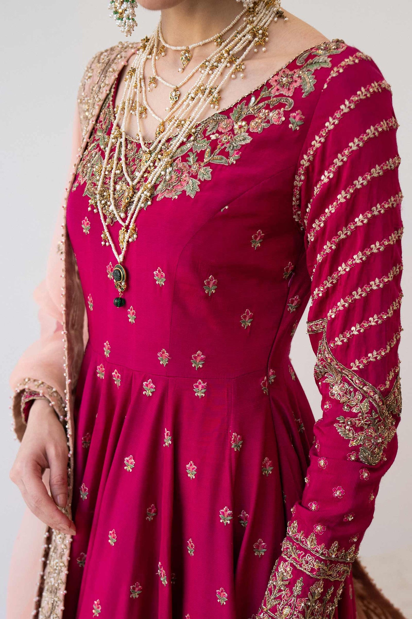 https://cdn.shopify.com/s/files/1/0340/8376/6405/products/44.jpg?v=1668082079