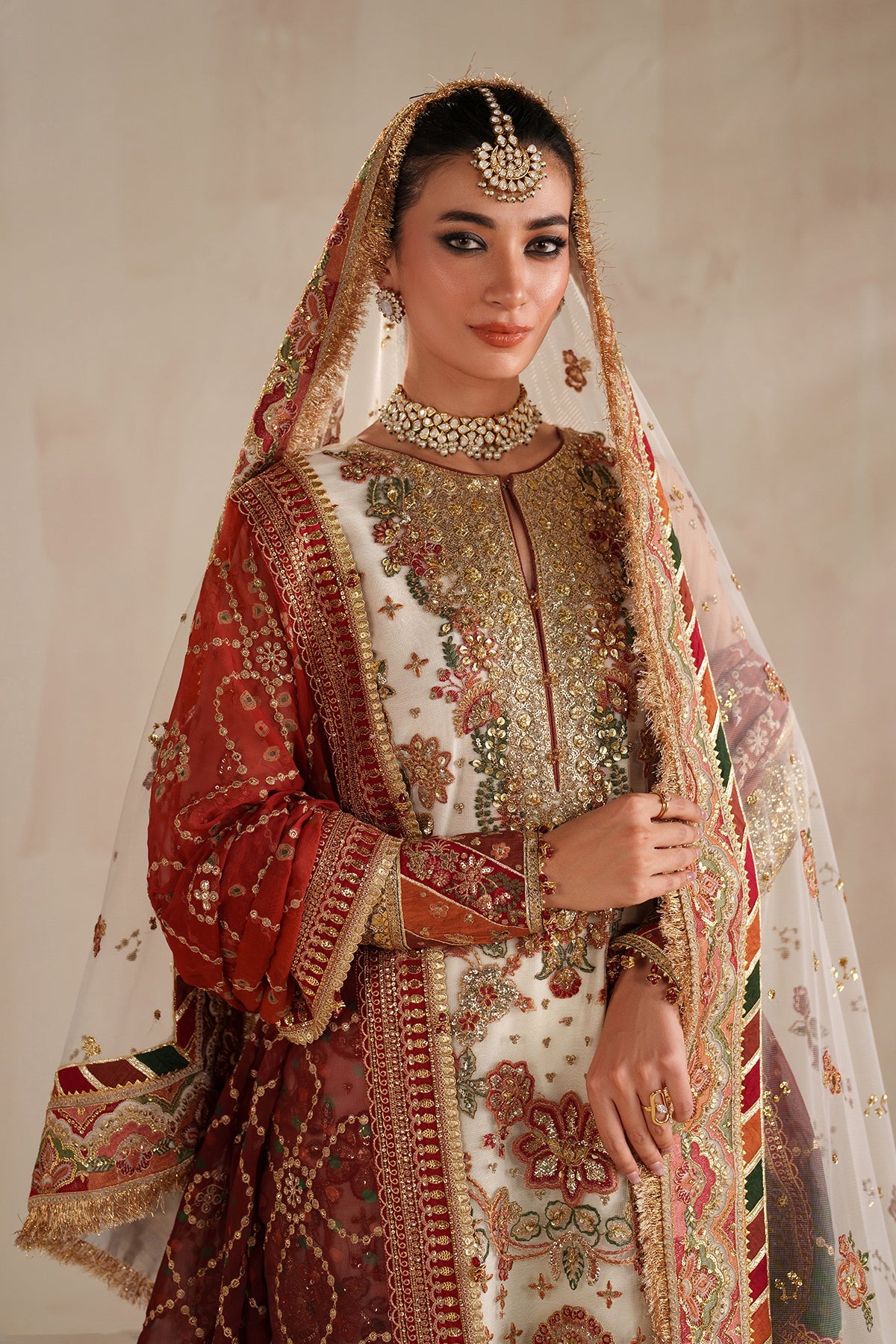 EMBROIDERED NET UF-4368