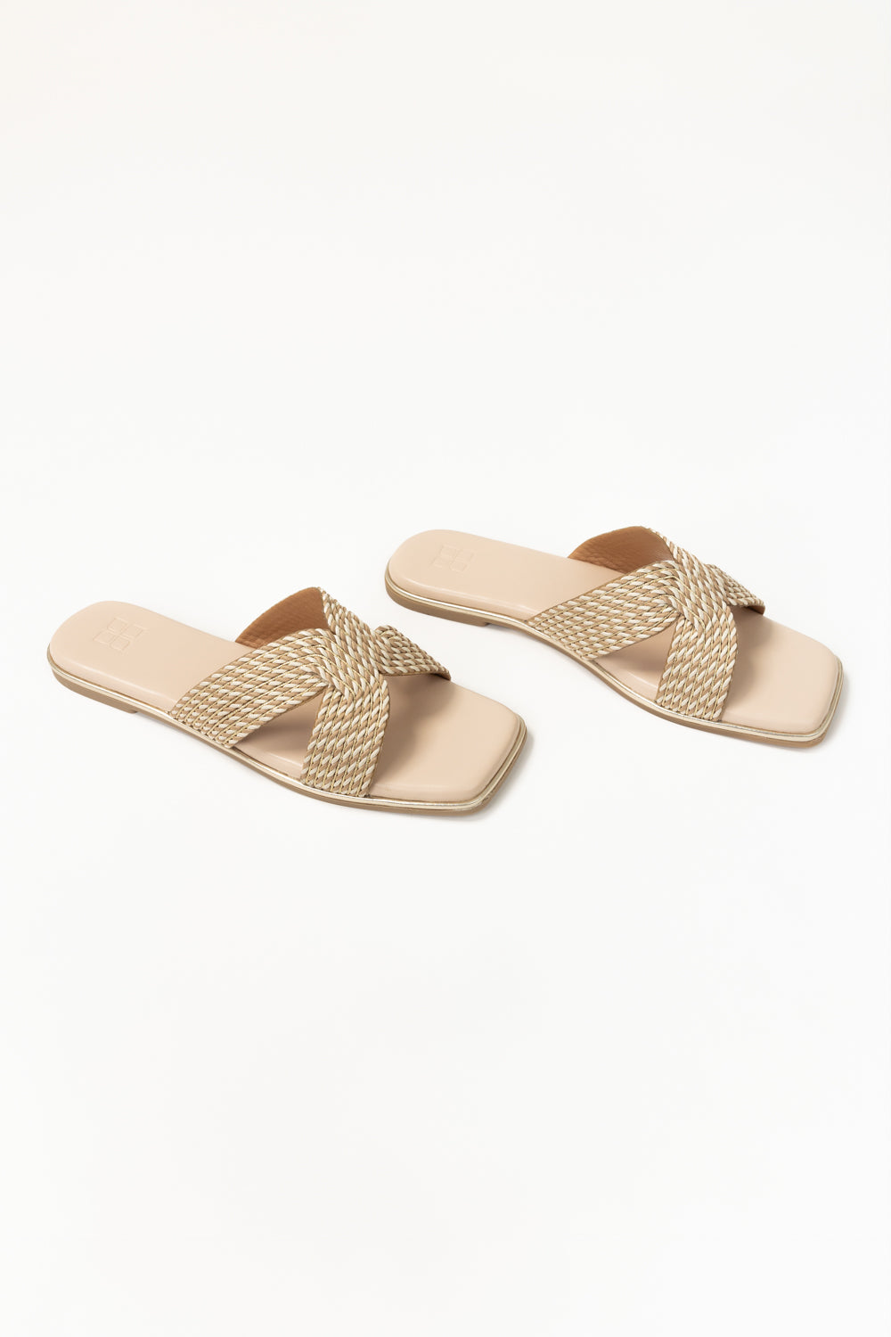https://cdn.shopify.com/s/files/1/0706/3253/8159/files/467769-beige-slippers-side1-ideas.jpg?v=1779374796