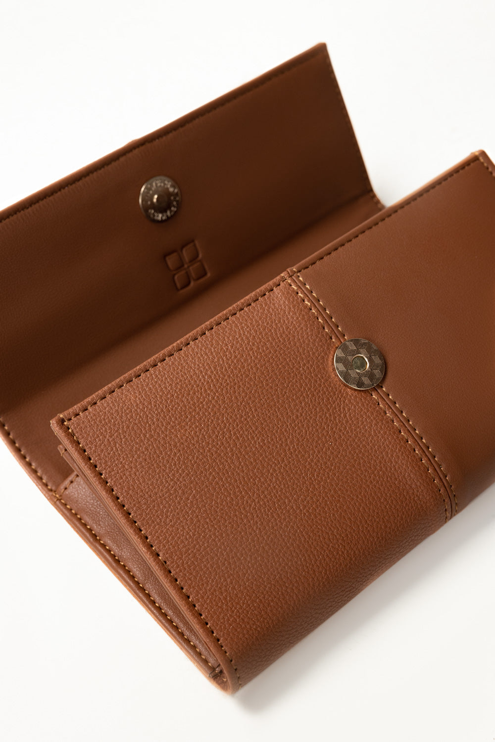 Tan Wallet