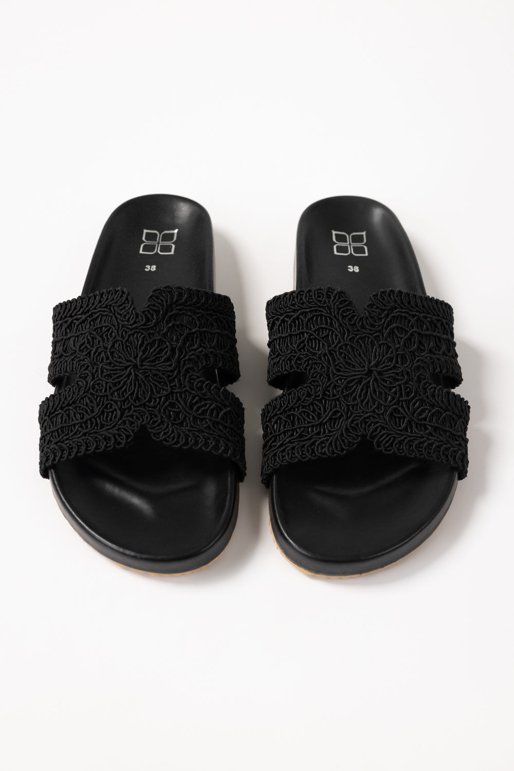 Black Comfy Slipper