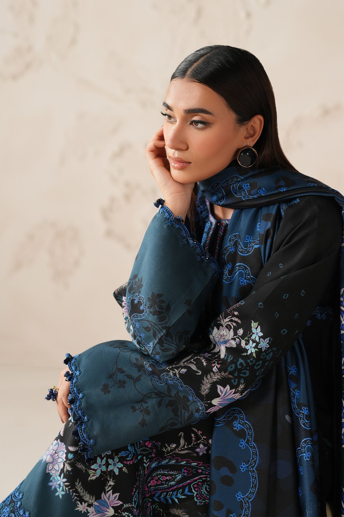 EMBROIDERED VISCOSE SILK SF-4306