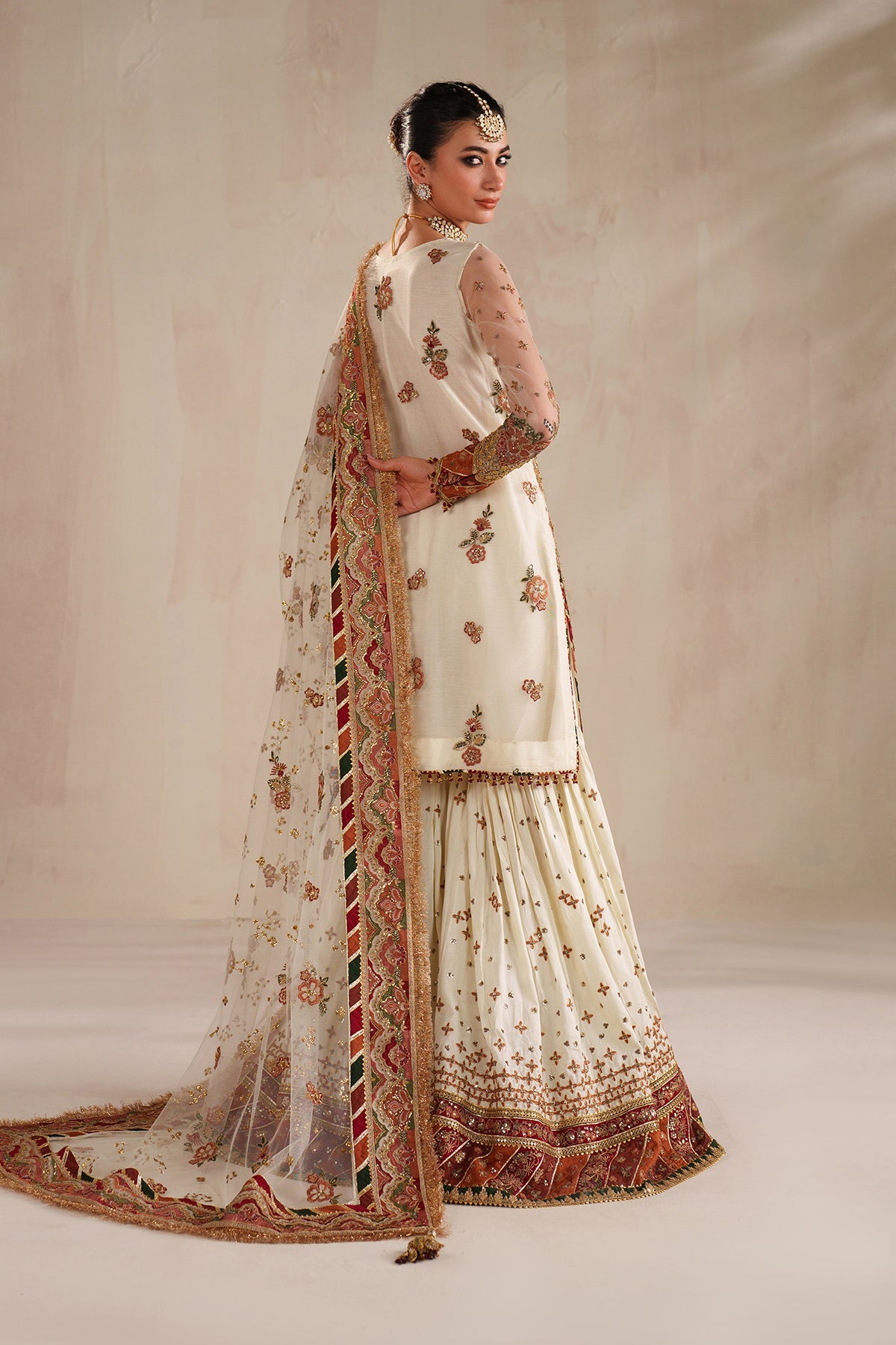 EMBROIDERED NET SF-4368