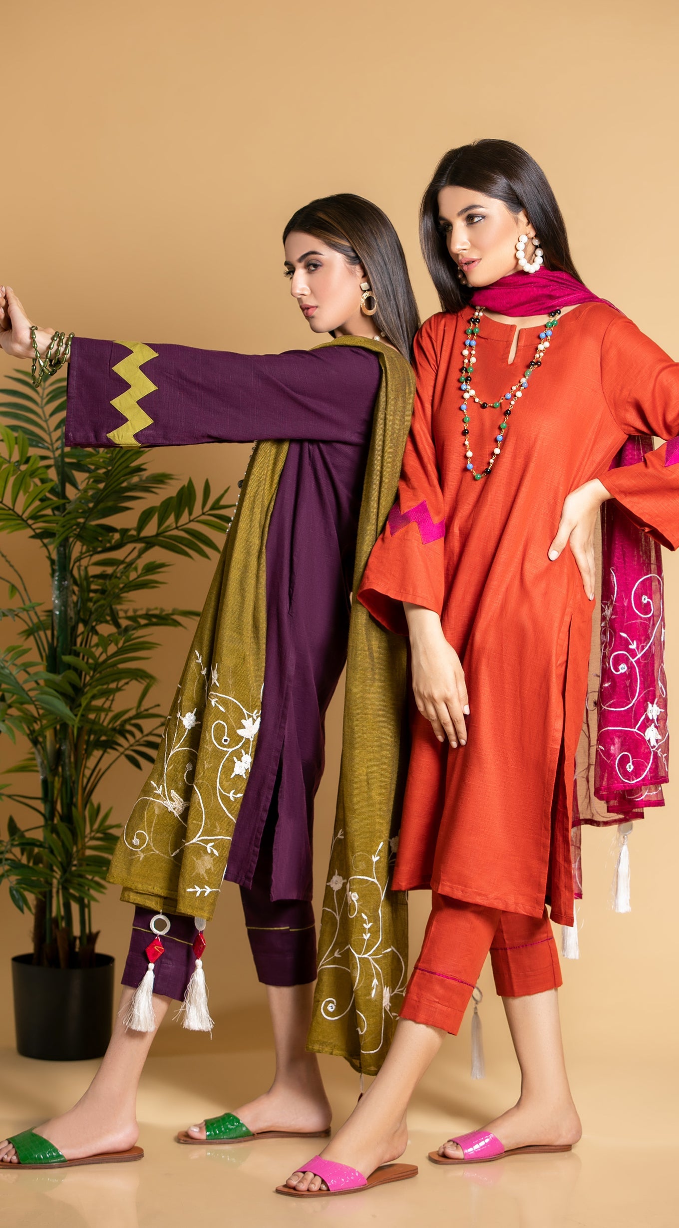 https://cdn.shopify.com/s/files/1/0654/4313/5706/products/48_870e1c59-798a-4db3-9b94-8a0cdde7fabf.jpg?v=1659180457