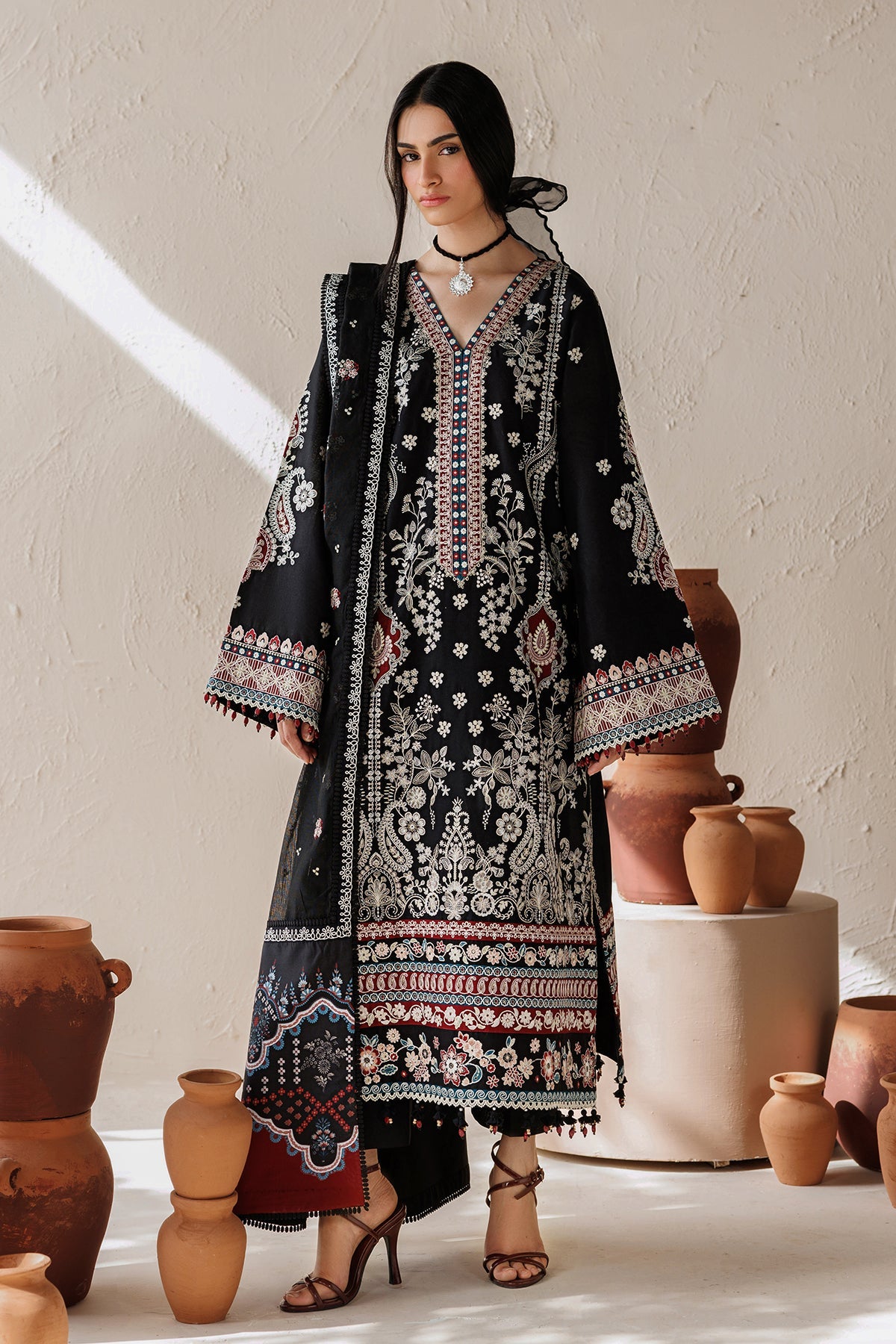 EMBROIDERED LAWN SF-4519
