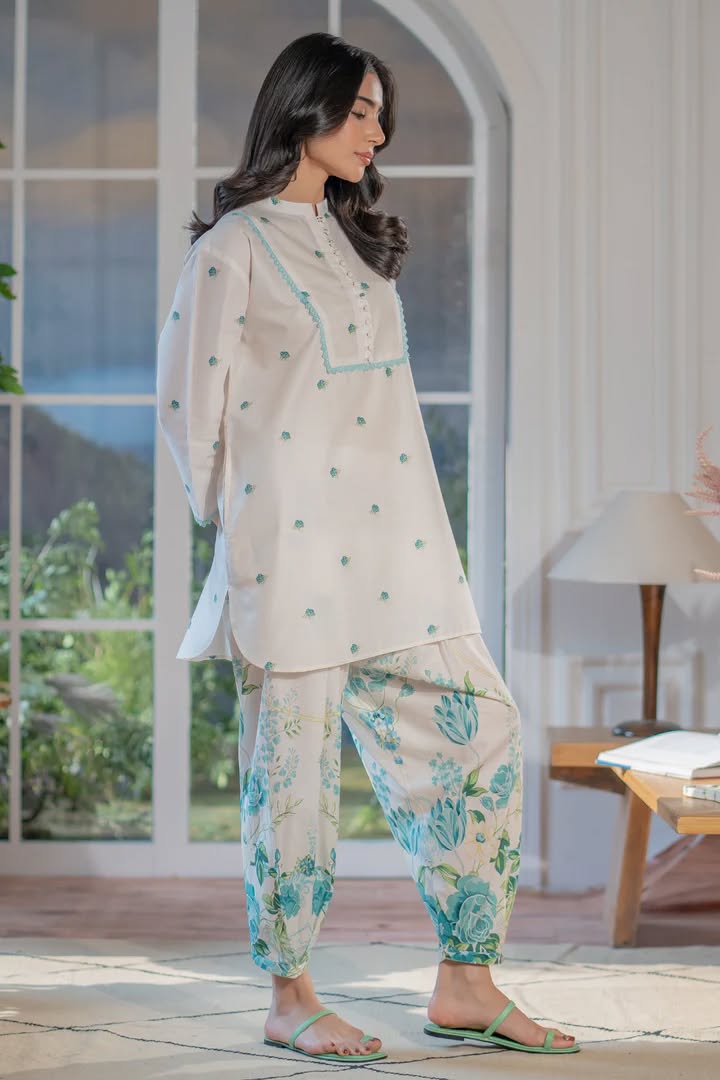 Vice Versa 2 piece E06543-XSM-WHT (RTS)