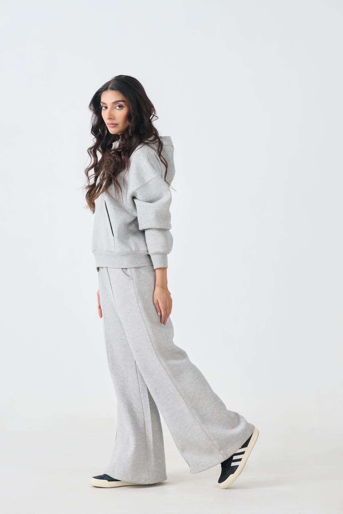 Cozy Fleece Pullover Hoodie (Heather Gray)