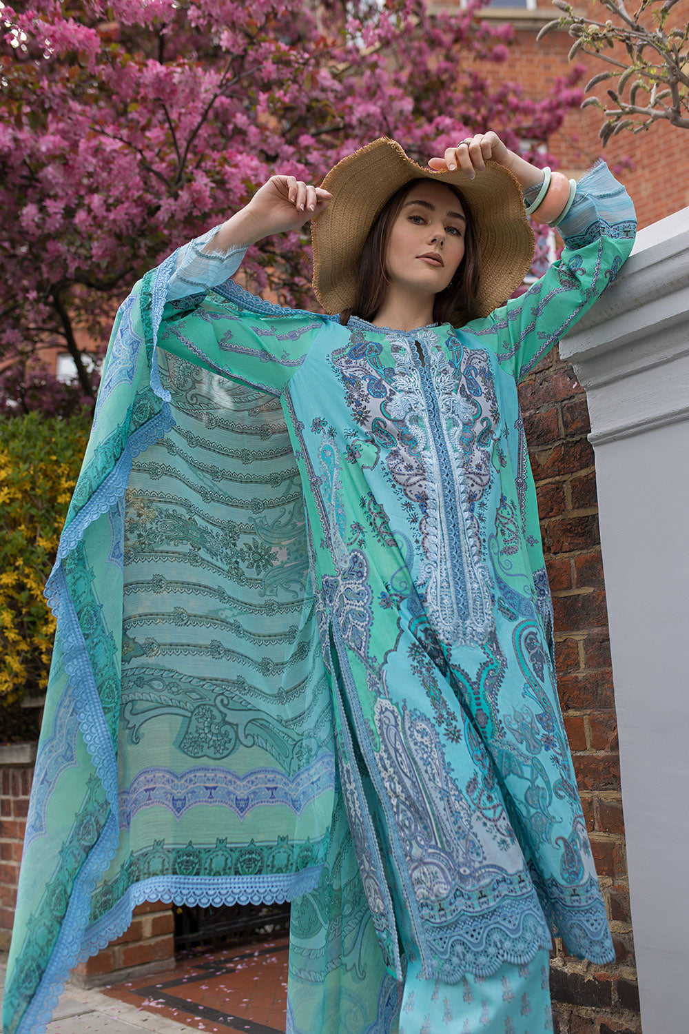 https://cdn.shopify.com/s/files/1/0380/1920/3117/files/4B-_2_68e0fcef-81d3-4c5a-9c4b-c8403a847fe3.jpg?v=1745675848