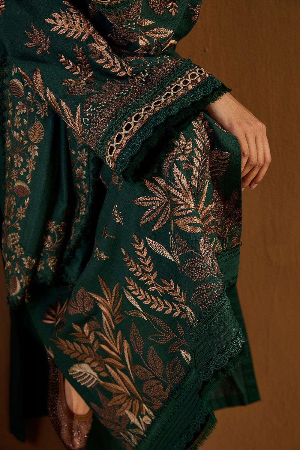 Design 4B Winter Shawl 2025 Unstitched