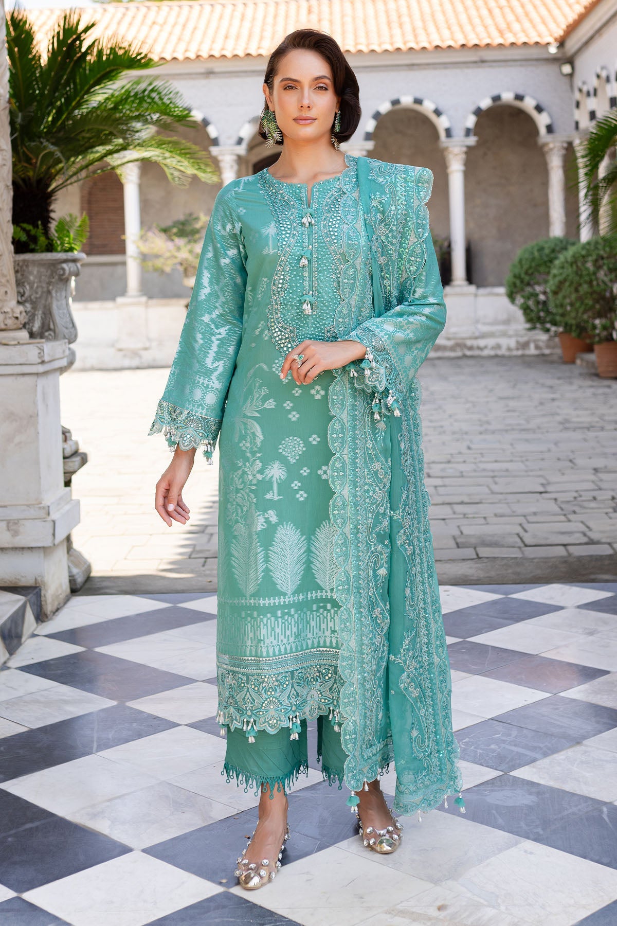 https://cdn.shopify.com/s/files/1/0551/9487/8152/files/4_42e00373-64a9-4764-9276-5208085a99fe.jpg?v=1751313575
