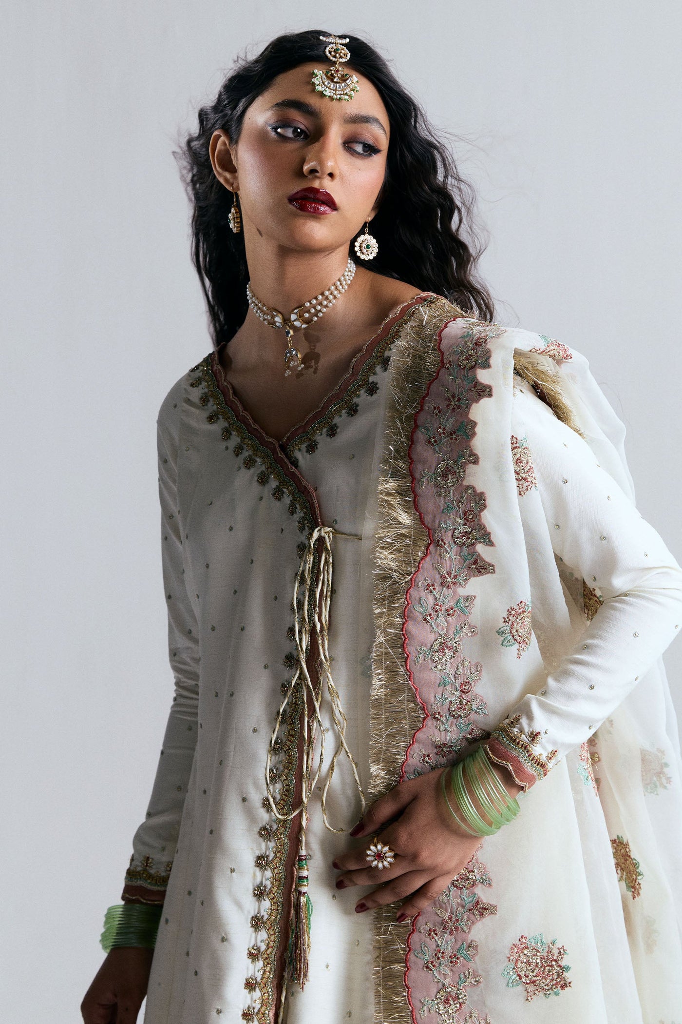 SURKHAAB