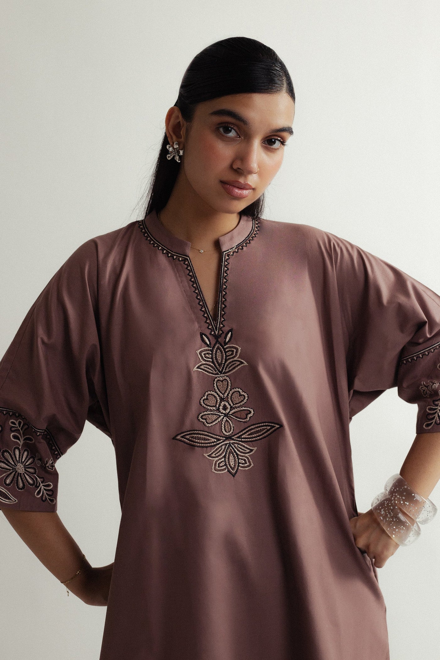 https://cdn.shopify.com/s/files/1/0886/3957/0230/files/4_670d9ca1-934f-4518-af08-571d1b9457f6.jpg?v=1756981248