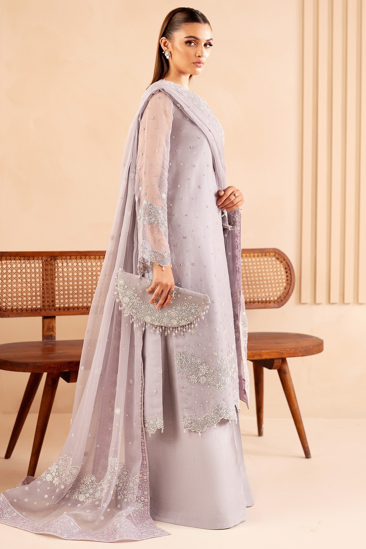 Farasha – Vivid Style