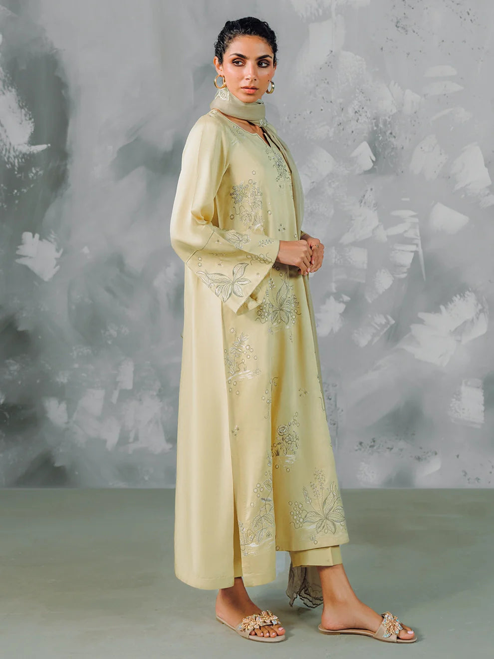 Biscotti Bliss - 3Pcs Khaddi Silk Ensemble