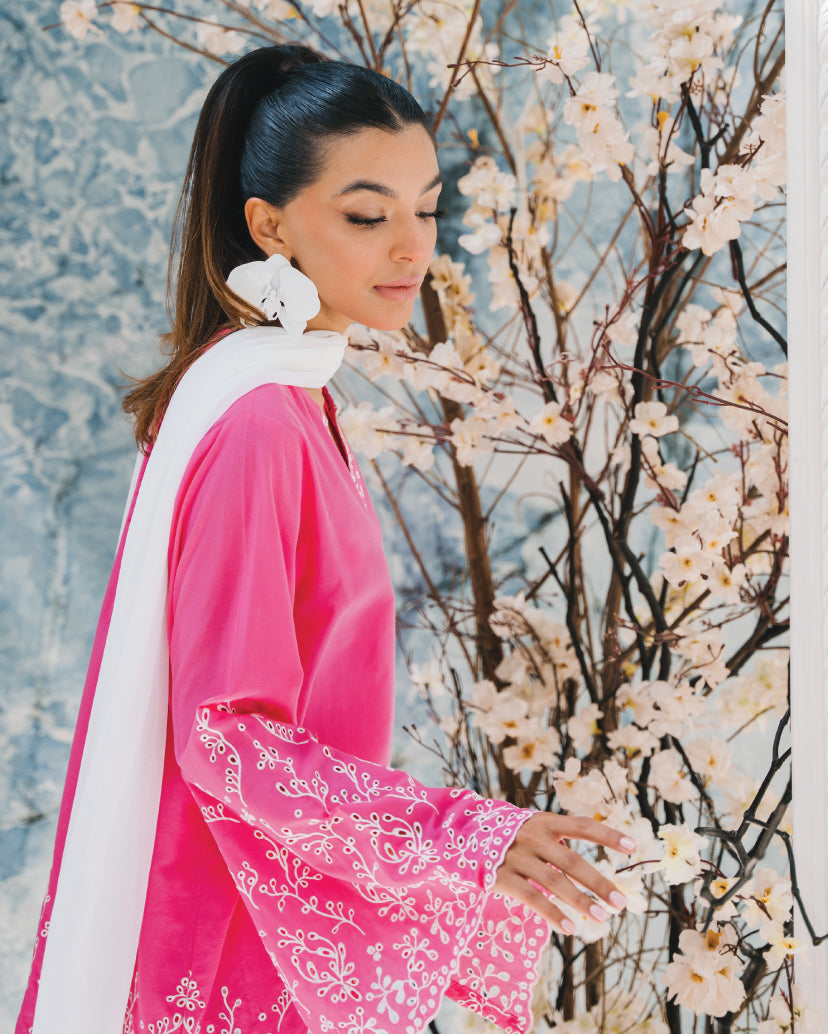 https://cdn.shopify.com/s/files/1/0643/9449/4197/files/4_3c3ccefb-13eb-4fb4-826d-e350575db7a4.jpg?v=1728992828