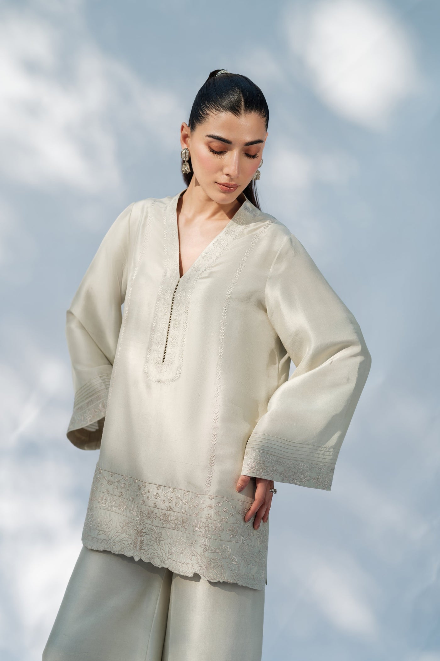 https://cdn.shopify.com/s/files/1/0894/4264/8354/files/4_445db9cb-7fab-4528-bb76-7afac60d90ae.jpg?v=1740858684