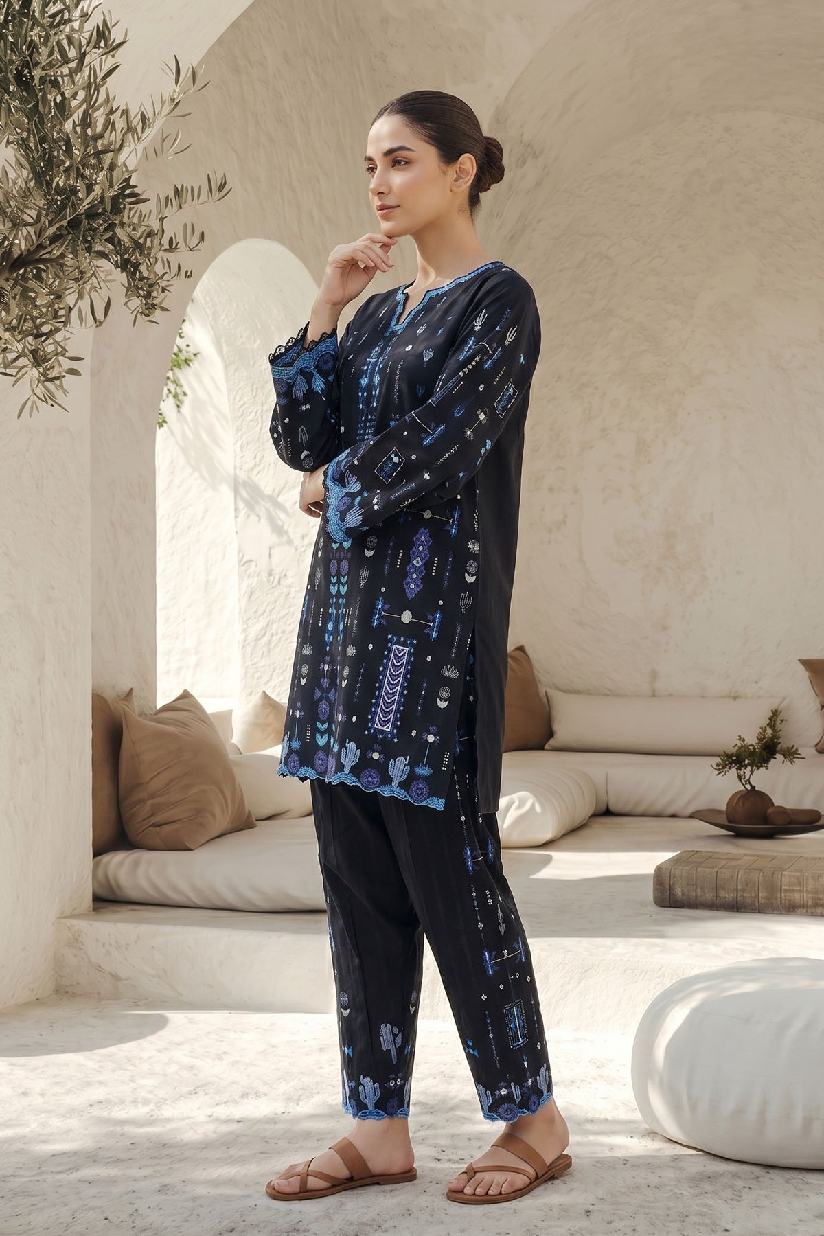 https://cdn.shopify.com/s/files/1/0704/5916/2937/files/4_2977843d-6acc-44d5-bd91-869159bf7d03.jpg?v=1780665702