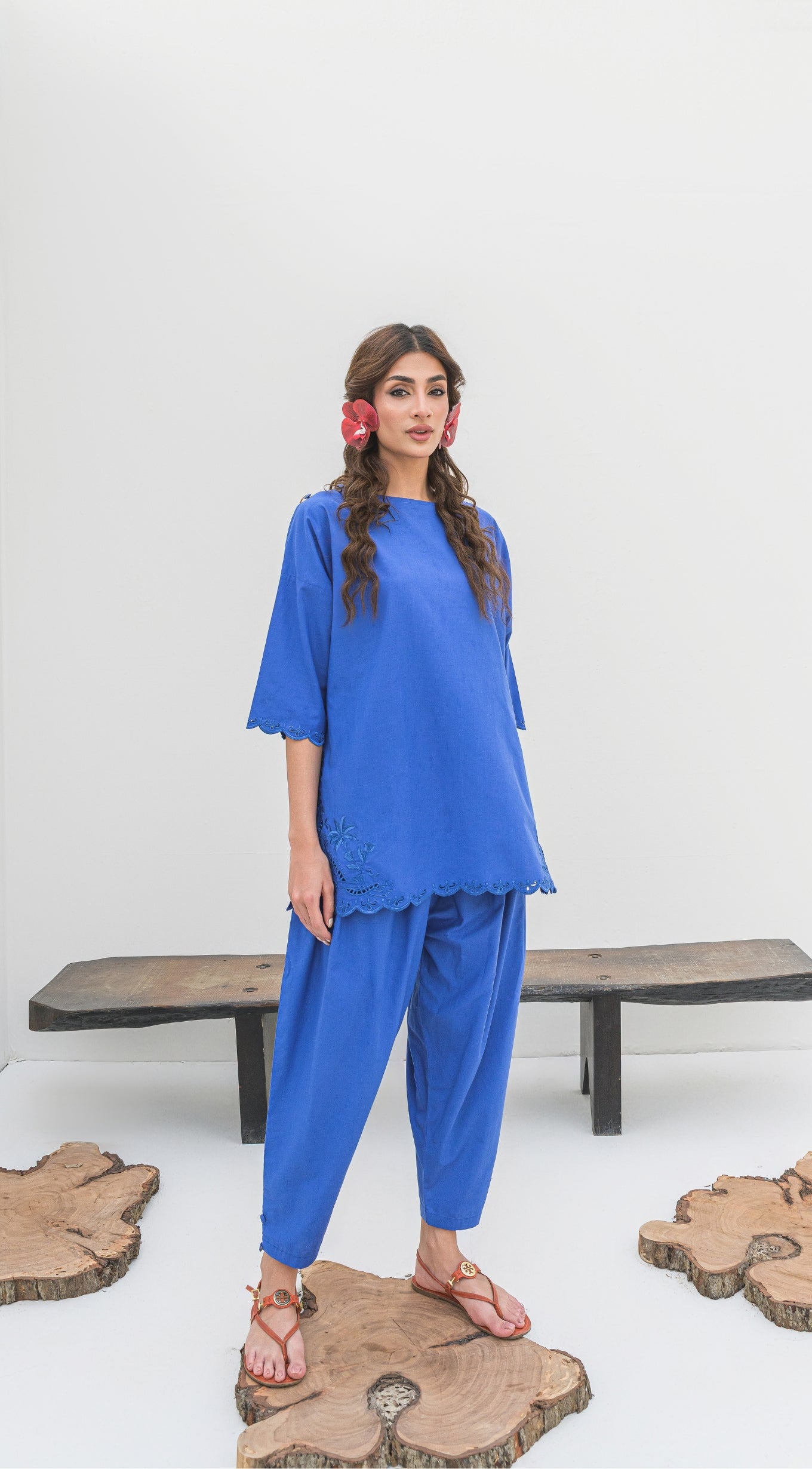 https://cdn.shopify.com/s/files/1/0654/4313/5706/files/4_5cbcace1-4f3d-4d27-8884-f151595e6603.jpg?v=1757500726
