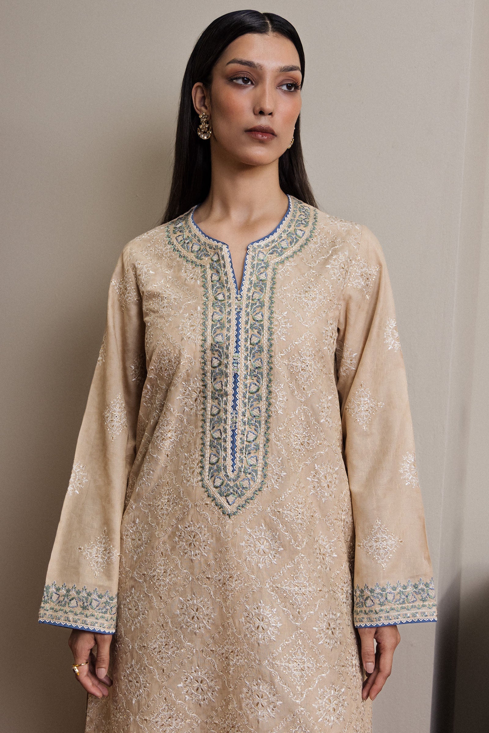 https://cdn.shopify.com/s/files/1/0340/8376/6405/files/4_af43fc27-e2c6-4107-a400-1632f85173b3.jpg?v=1779176091