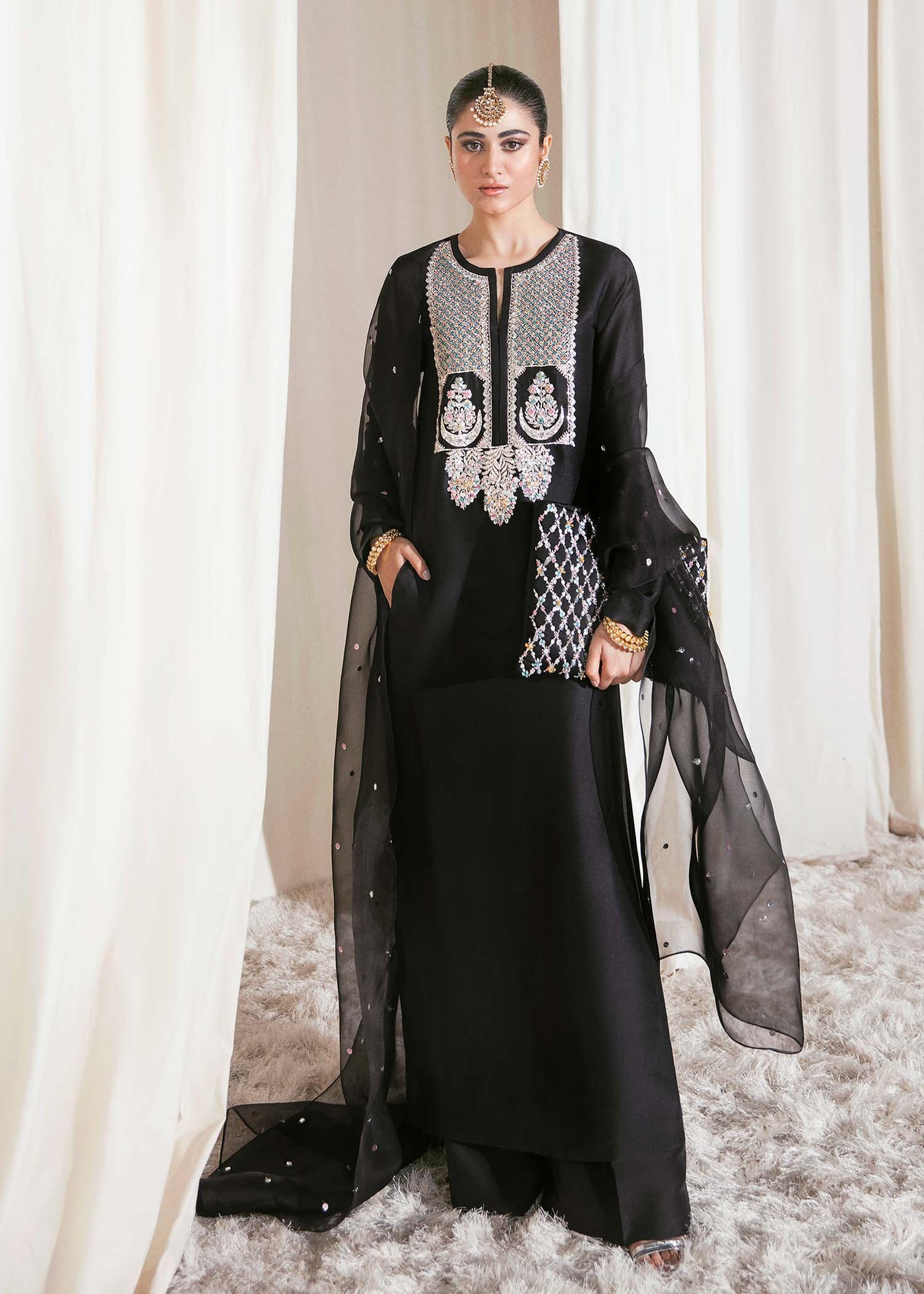 https://cdn.shopify.com/s/files/1/0016/9476/1035/products/4_51f40876-6c90-4543-bd3c-afb2f6c6fa2f.jpg?v=1638791557