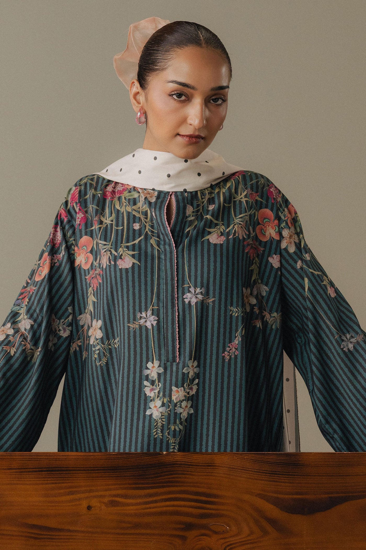 https://cdn.shopify.com/s/files/1/0886/3957/0230/files/4_a67b5184-63bc-46df-ae19-c0e07dc412ae.jpg?v=1763032576