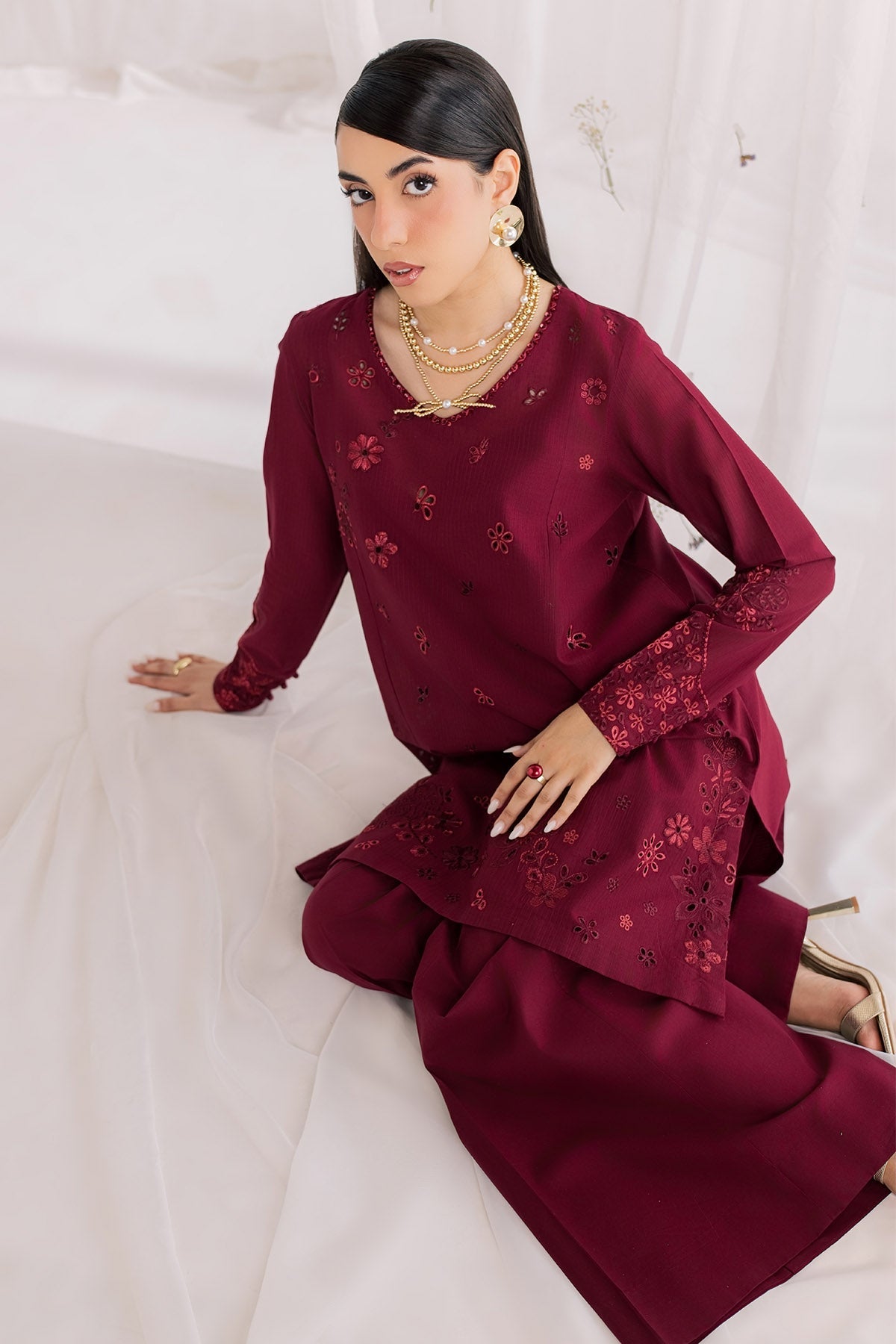 https://cdn.shopify.com/s/files/1/0551/9487/8152/files/4_8e8dc1f3-c60f-4877-8b22-81d1734ebdb2.jpg?v=1781334219