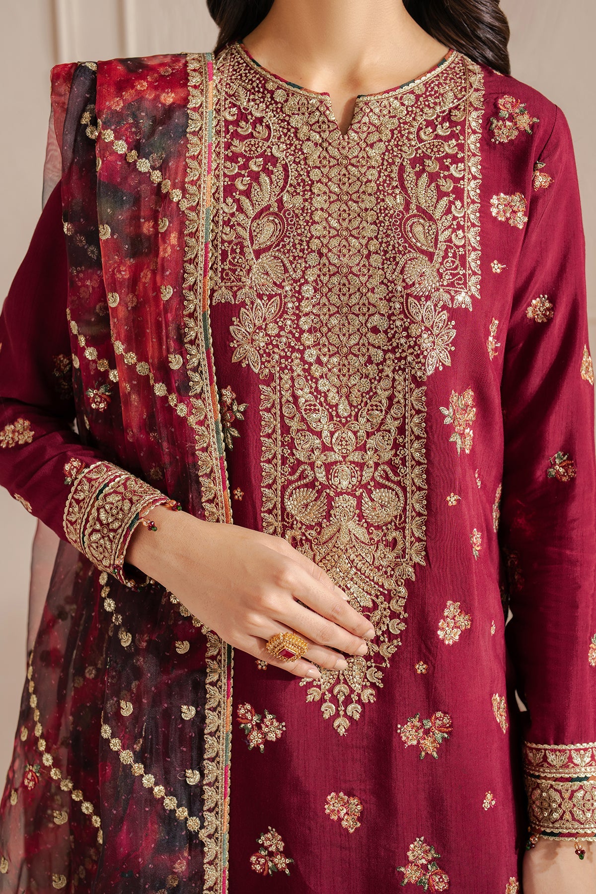 Embroidered Raw Silk Ur-7052