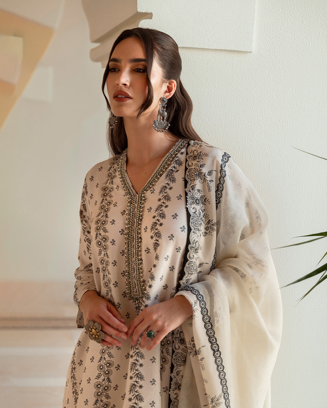 https://cdn.shopify.com/s/files/1/0262/2531/1795/files/4_938b5b02-985f-4d14-bd10-46615aa78836.jpg?v=1714996525