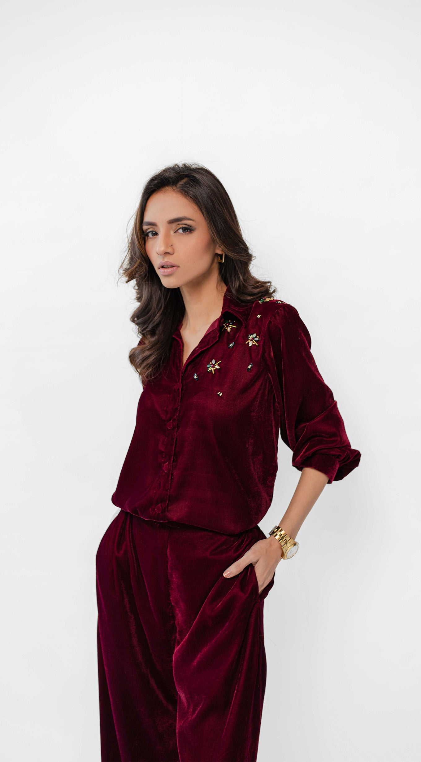 https://cdn.shopify.com/s/files/1/0654/4313/5706/files/4_89c4683c-e38e-4980-b6e6-1dcb27722b14.jpg?v=1701949736
