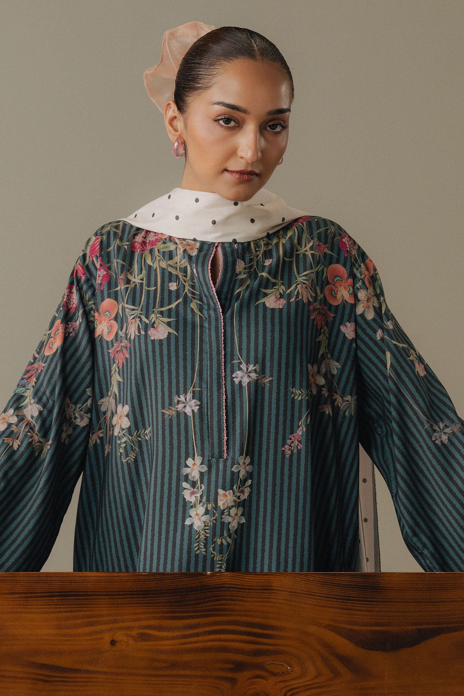 https://cdn.shopify.com/s/files/1/0886/3957/0230/files/4_a67b5184-63bc-46df-ae19-c0e07dc412ae.jpg?v=1763032576