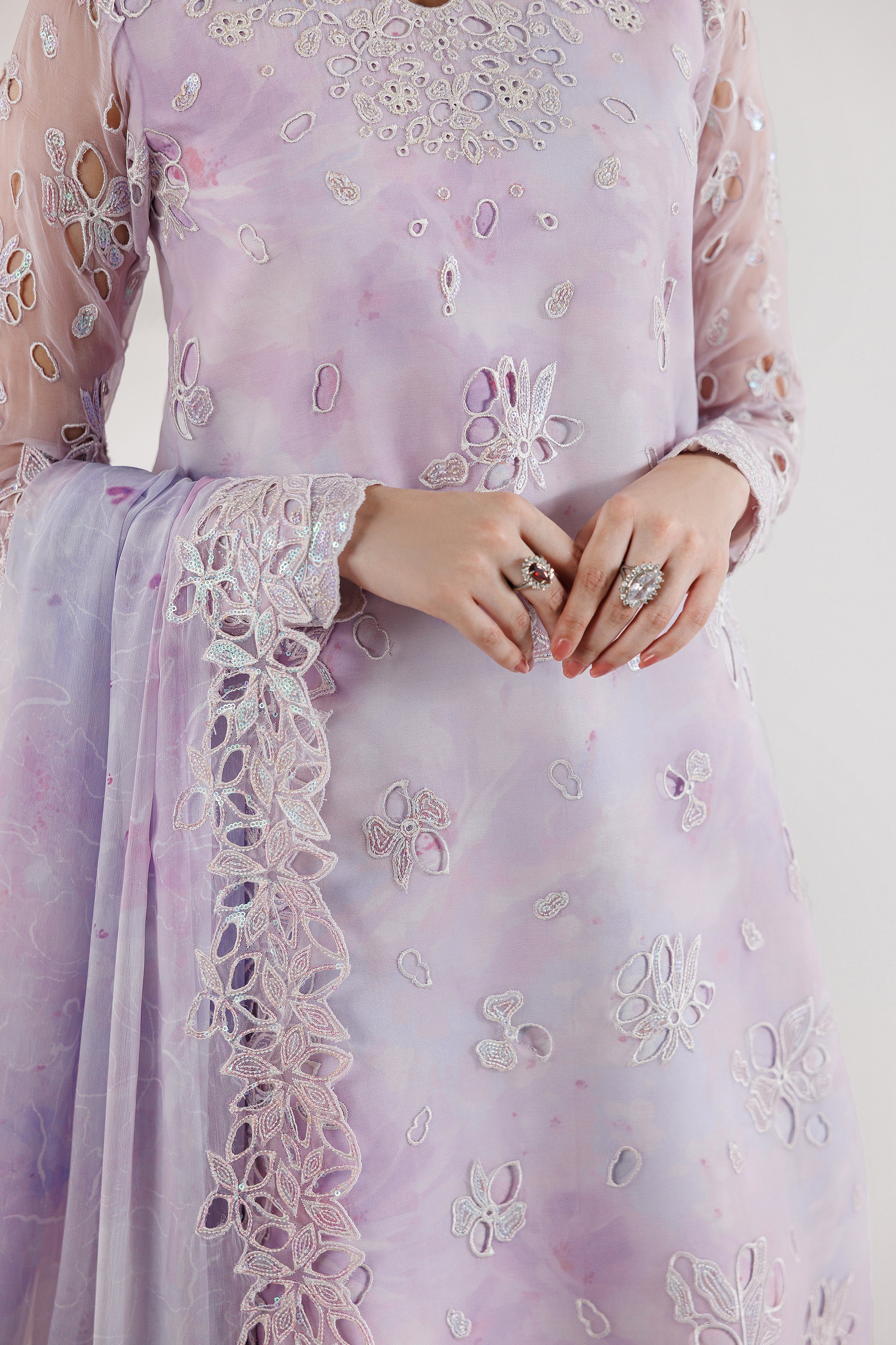 Farasha – Lilac Enchant Style
