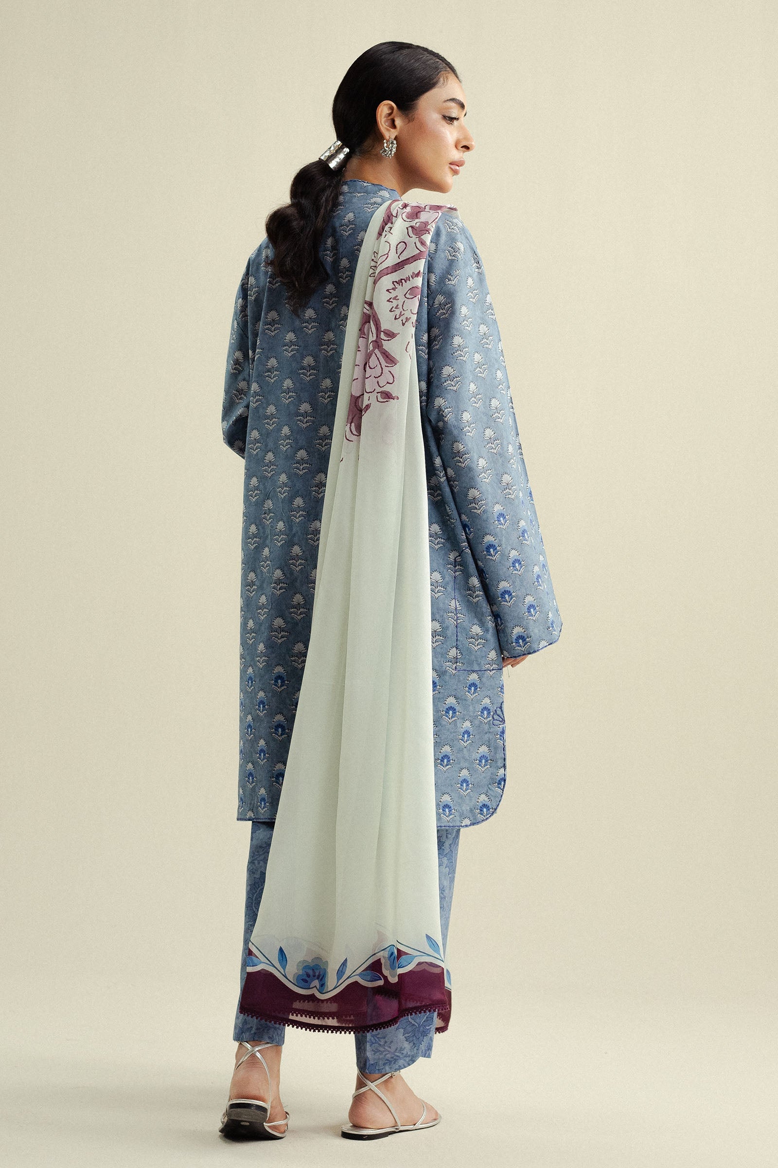 Willow-10B