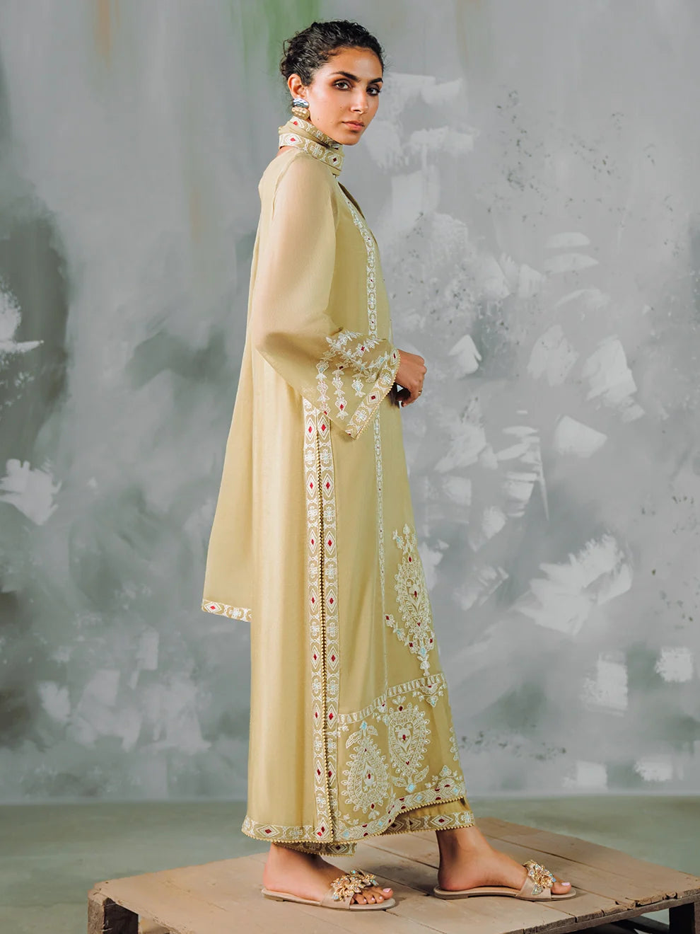 Silent Whisper - 4Pcs Tusser Net Ensemble
