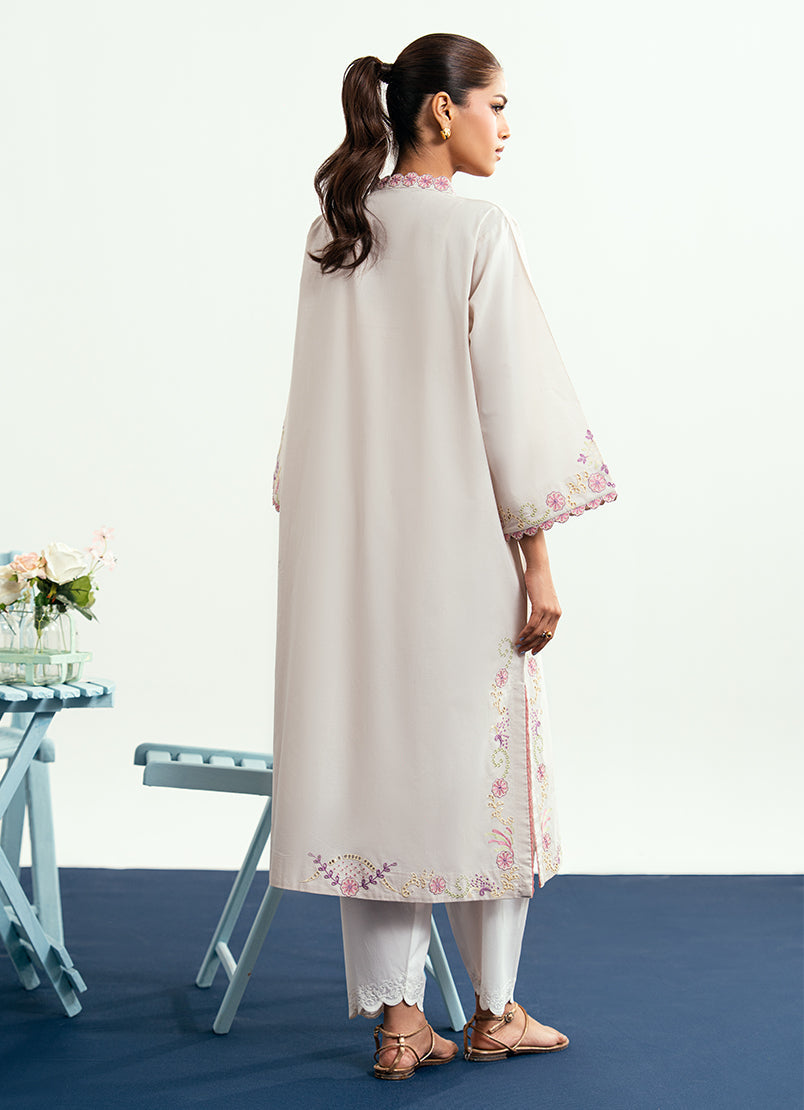 Embroidered Kurta 15431 401