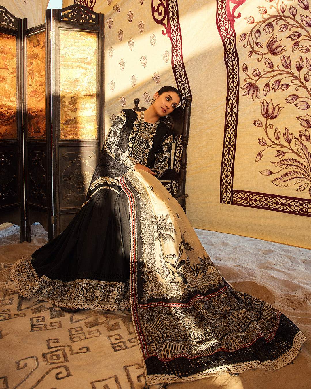 https://cdn.shopify.com/s/files/1/0262/2531/1795/products/4_f8fe39a7-73d1-49bf-b9c0-4846c8c684ee.jpg?v=1678011732