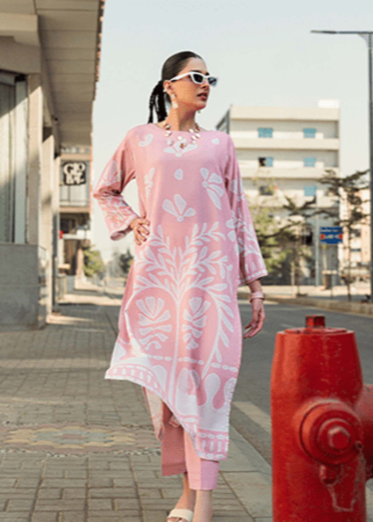 Crepe silk Kurta Set in Pink sherbert