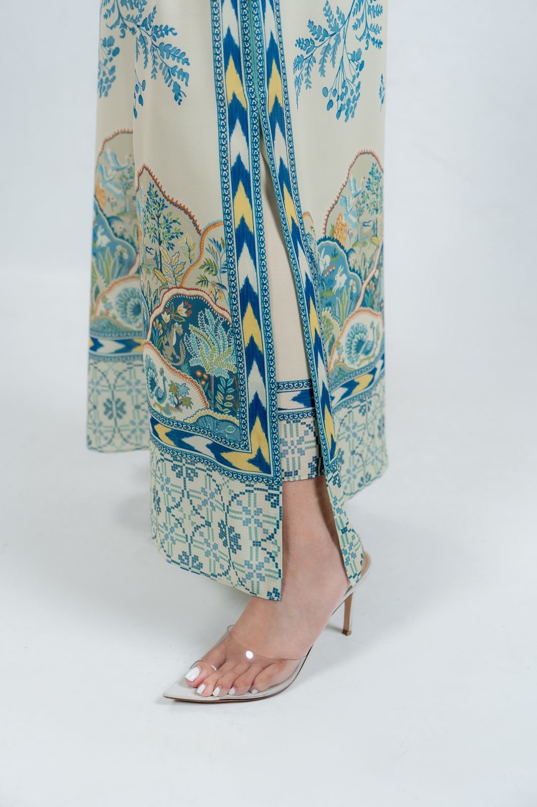 Afra Matching Printed Pants